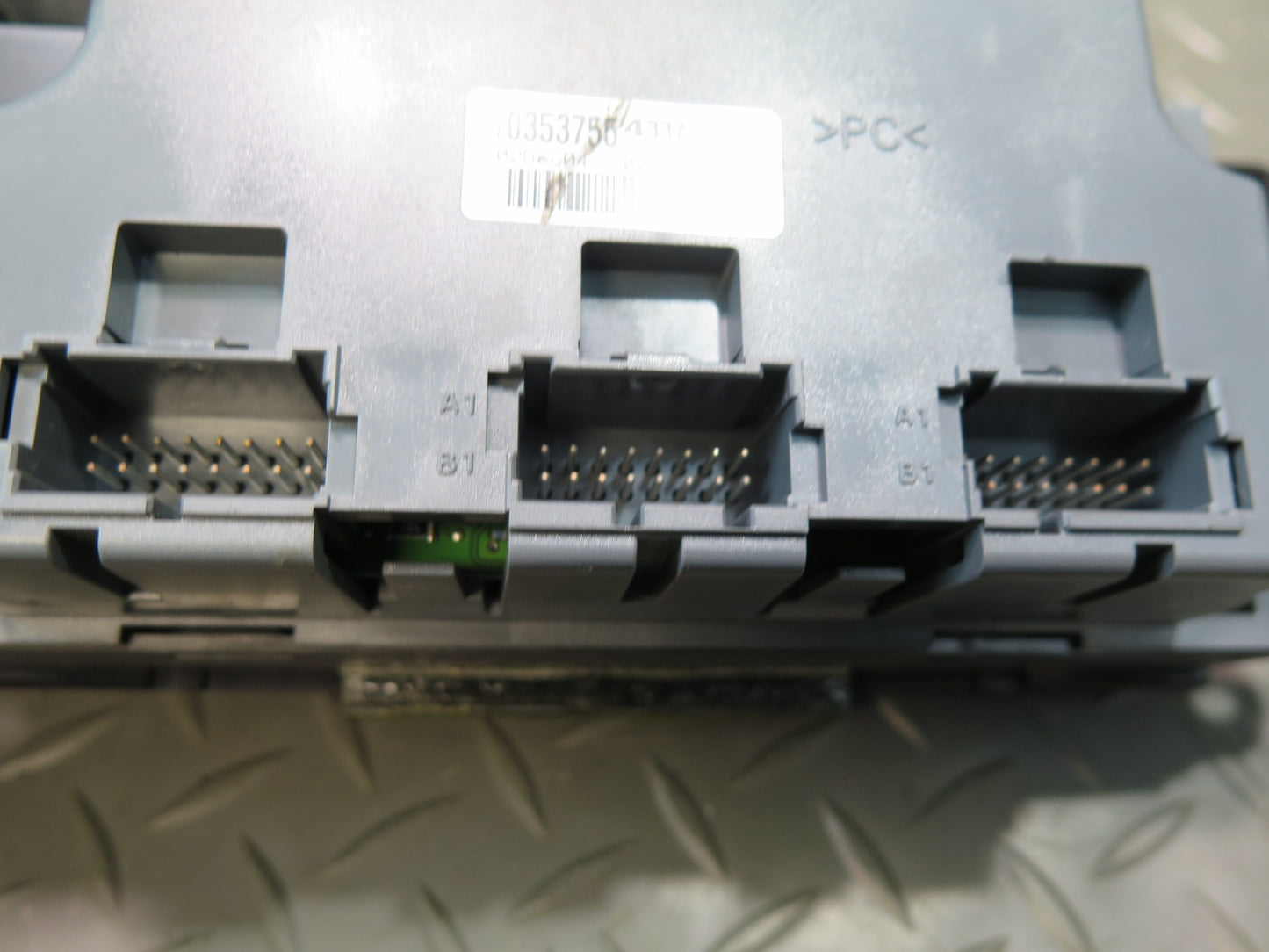 2004-2005 Cadillac XLR A/C Heater Climate Control Switch Panel 10353755