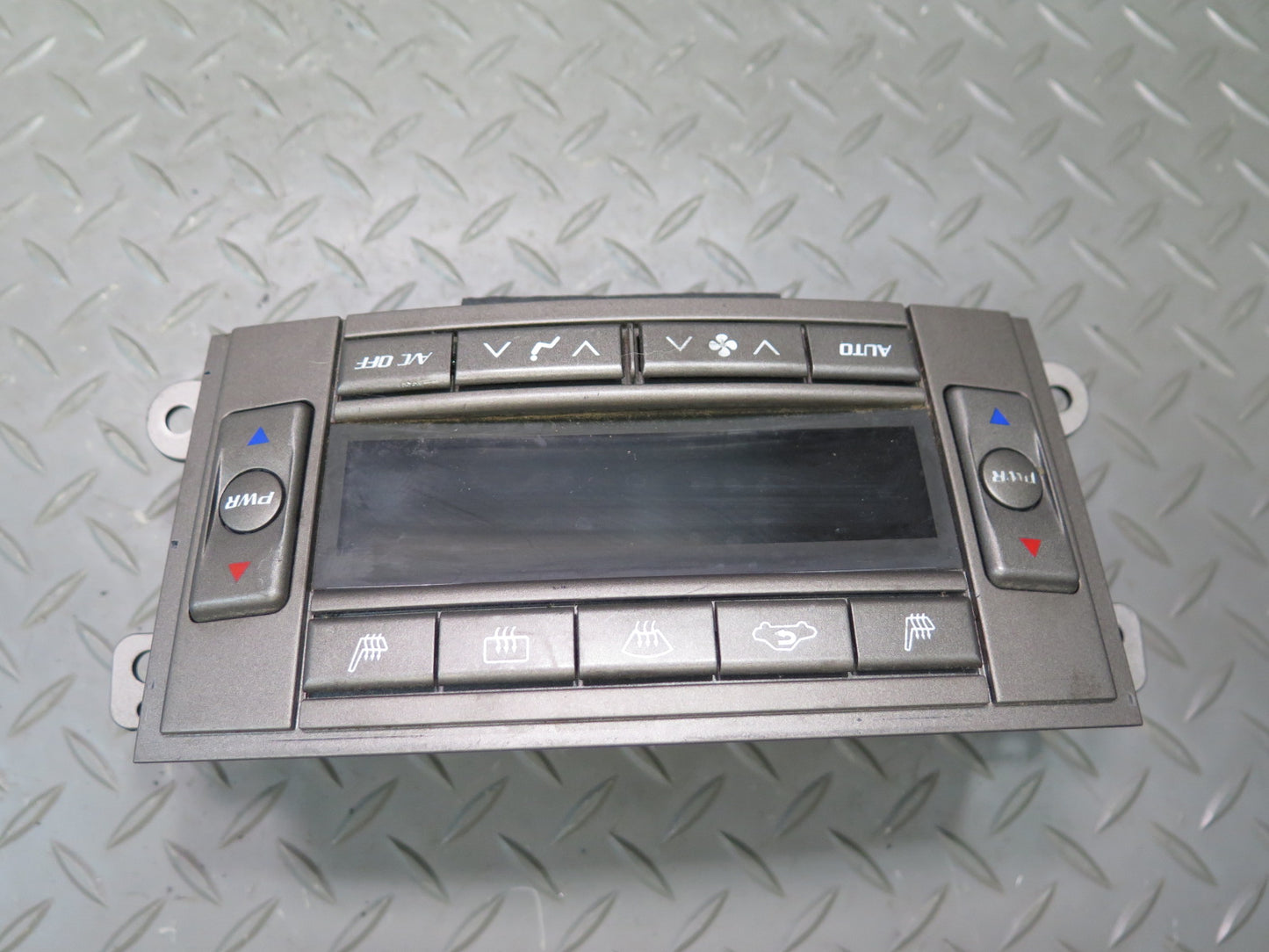 2004-2005 Cadillac XLR A/C Heater Climate Control Switch Panel 10353755