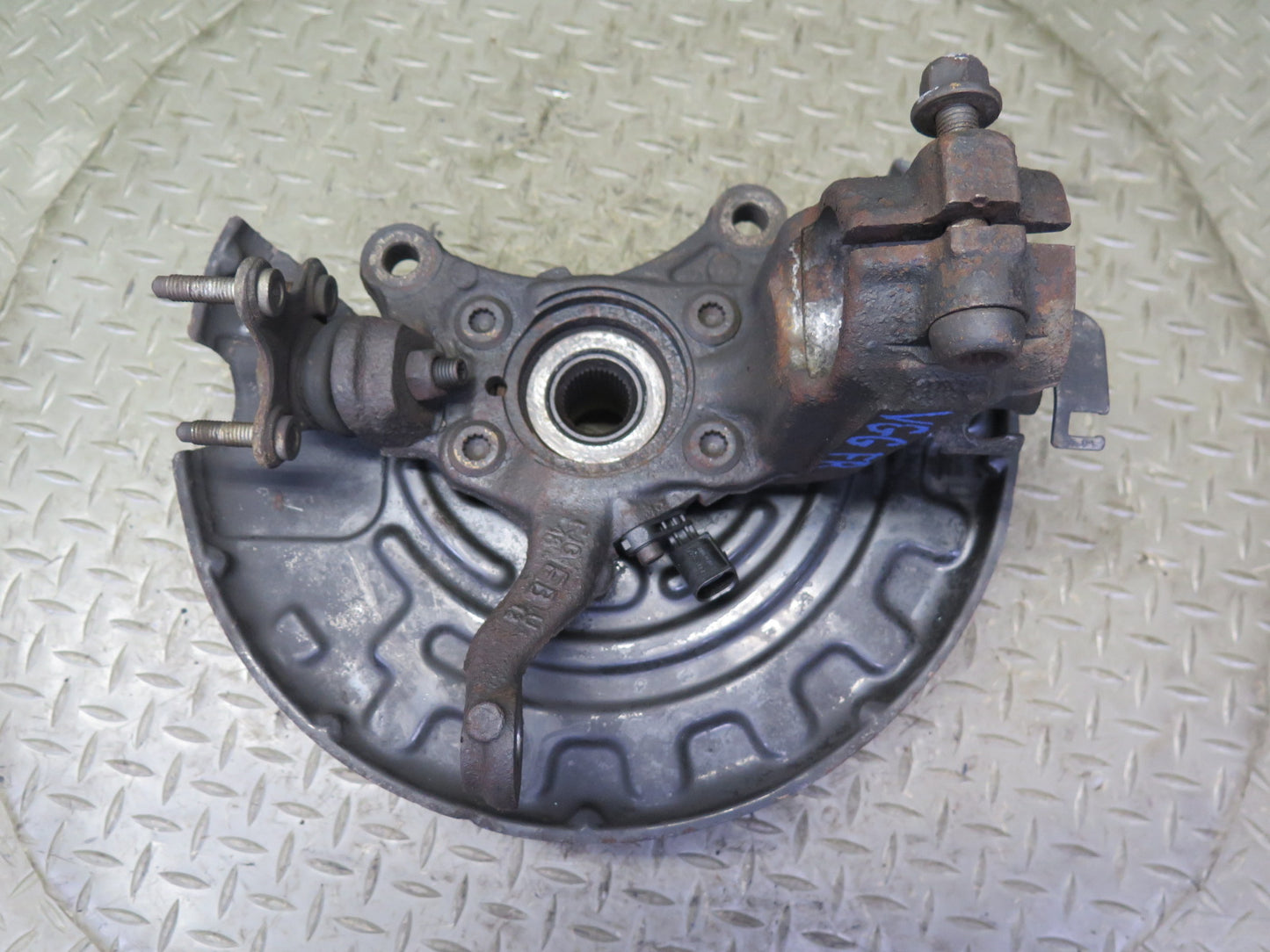 12-13 VW Golf R MK6 AWD Front Right Spindle Knuckle Wheel Hub Bearing OEM