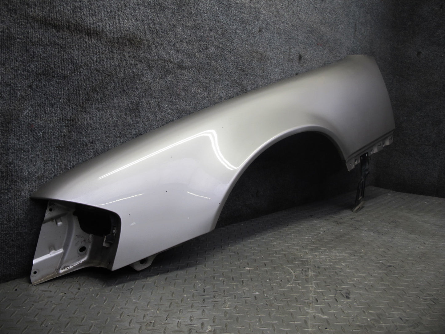 94-02 Mercedes R129 Sl-class Front Left Fender Shell Panel Cover OEM