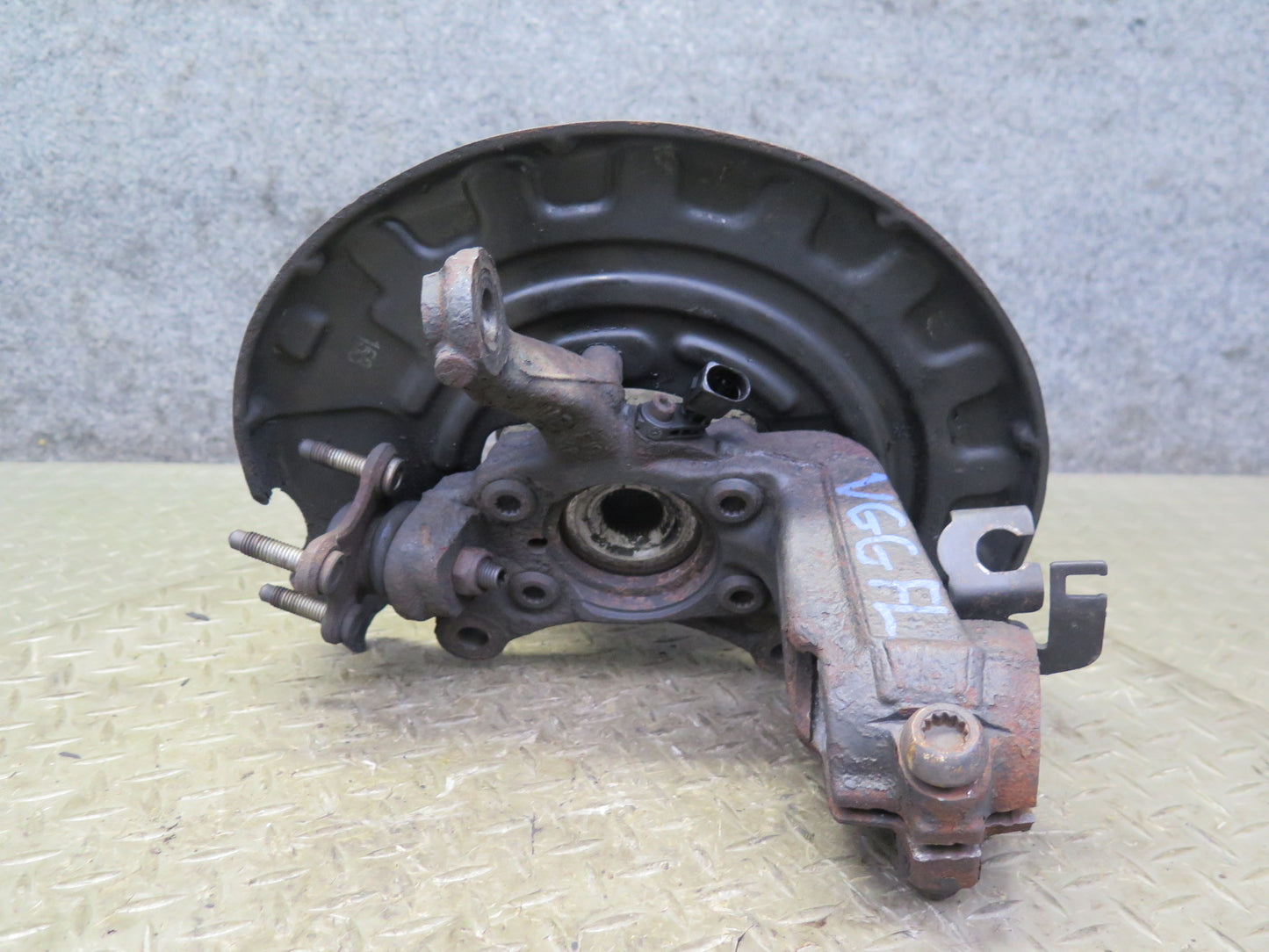 12-13 VW Golf R MK6 AWD Front Left Spindle Knuckle Wheel Hub Bearing OEM