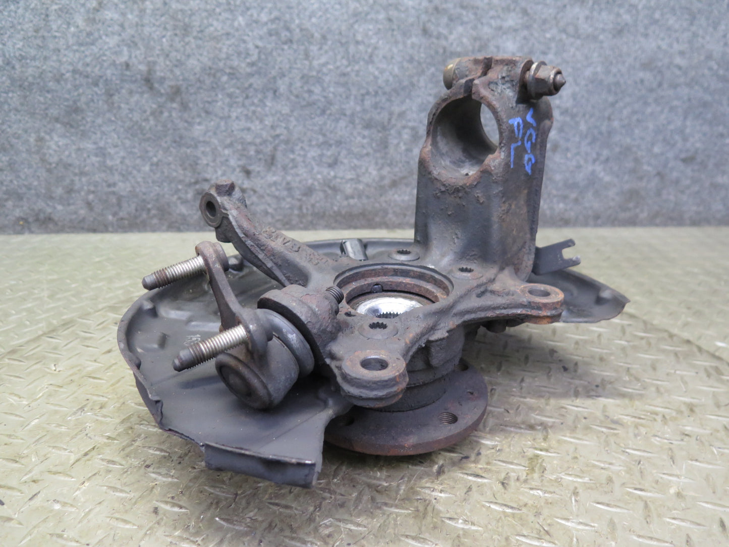 12-13 VW Golf R MK6 AWD Front Left Spindle Knuckle Wheel Hub Bearing OEM