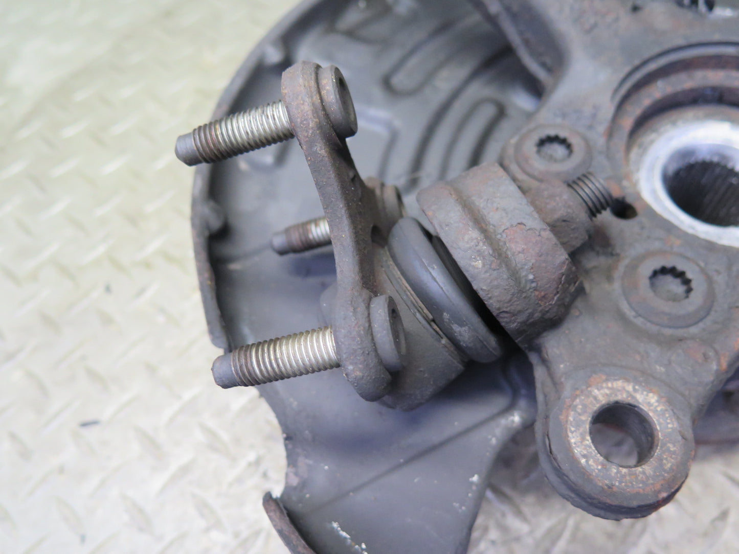 12-13 VW Golf R MK6 AWD Front Left Spindle Knuckle Wheel Hub Bearing OEM
