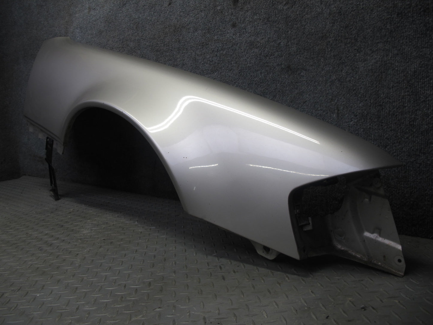 94-02 Mercedes R129 Sl-class Front Right Fender Shell Panel Cover OEM