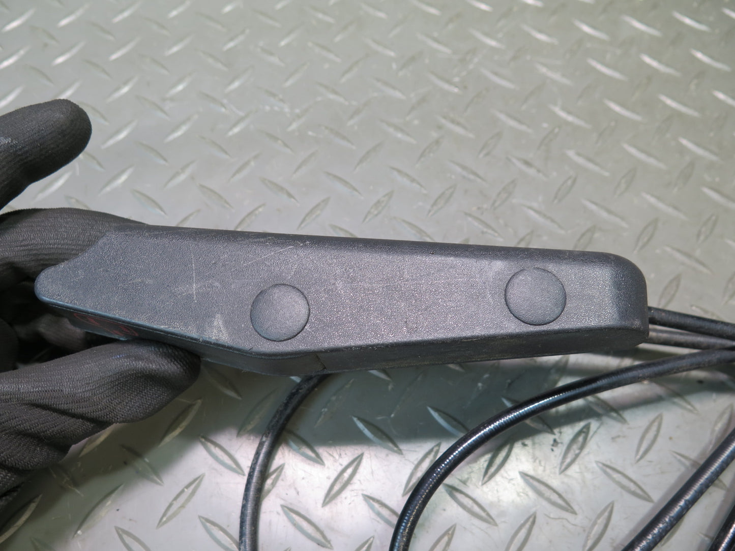 2004-2009 Cadillac XLR Left Driver Side Door Lock Latch W/ Handle & Cable