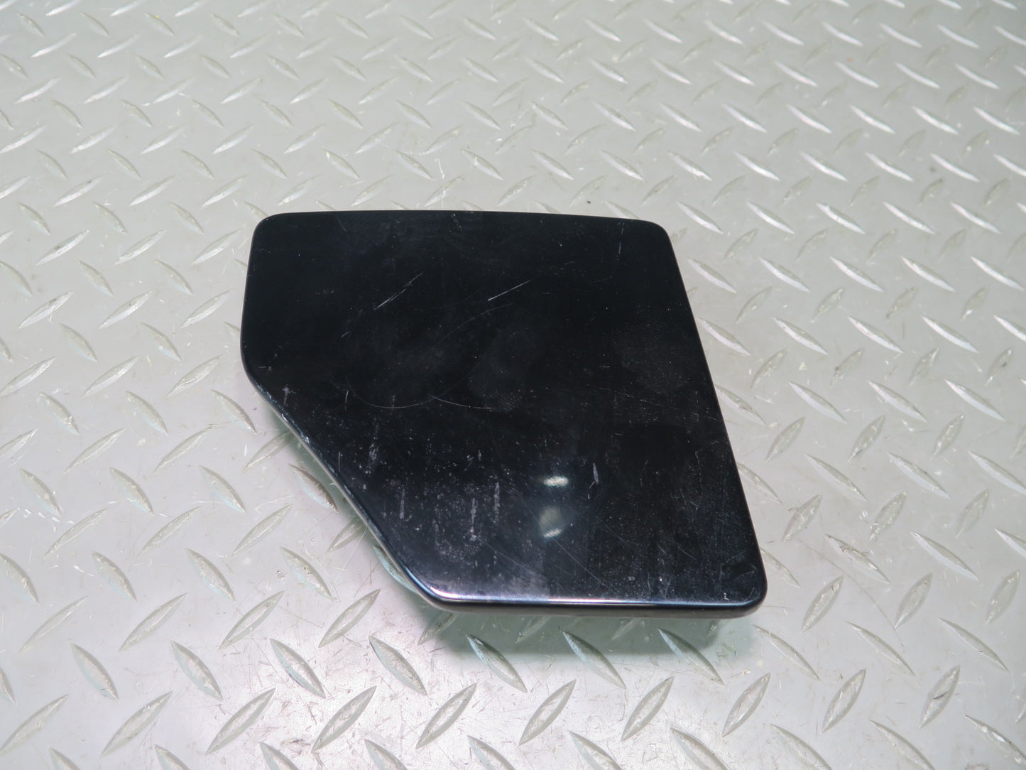 2004-2009 Cadillac XLR Fuel Tank Filler Door Lid Cover Black