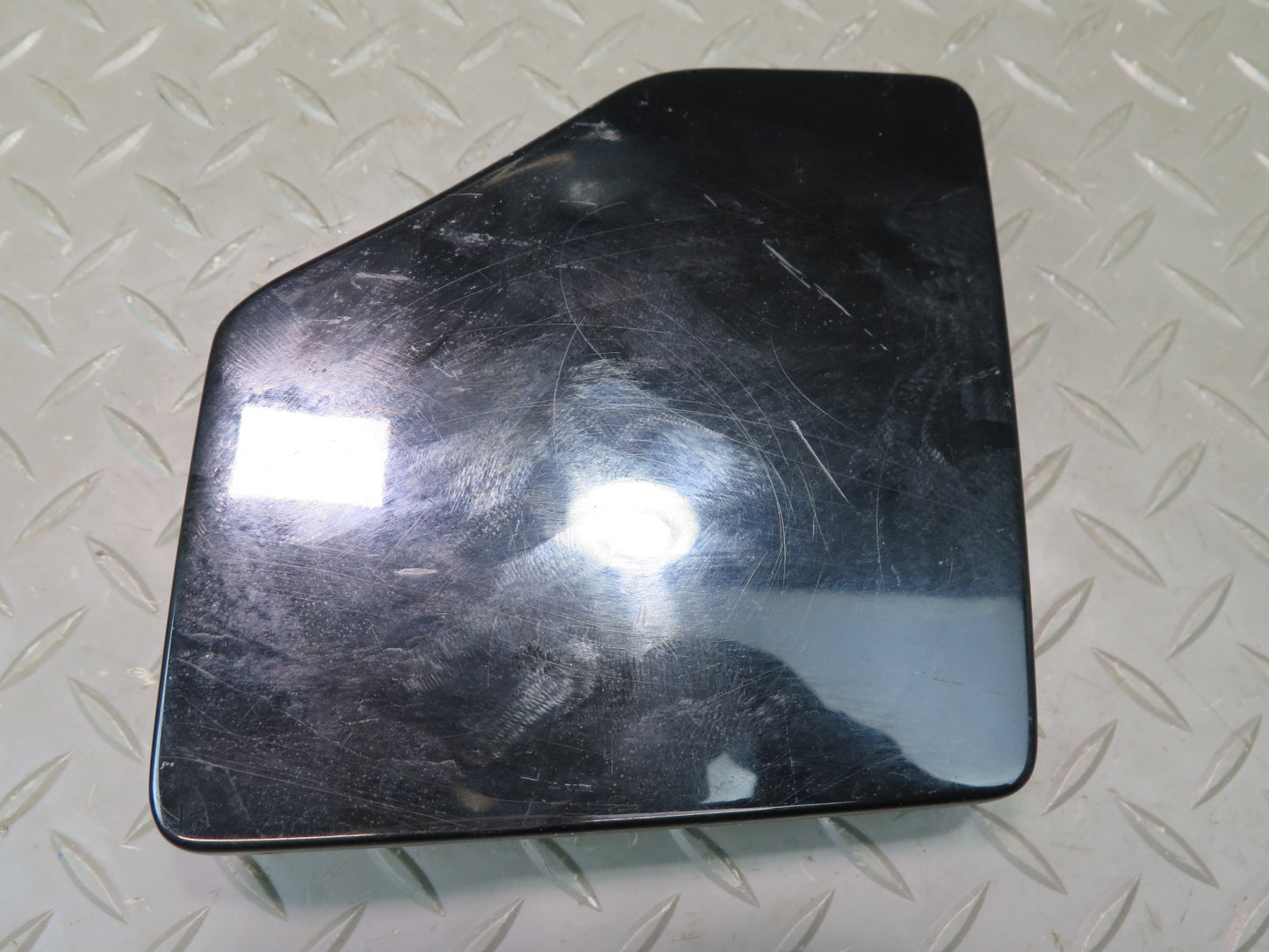 2004-2009 Cadillac XLR Fuel Tank Filler Door Lid Cover Black