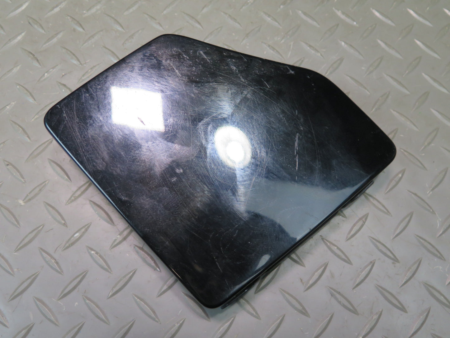 2004-2009 Cadillac XLR Fuel Tank Filler Door Lid Cover Black
