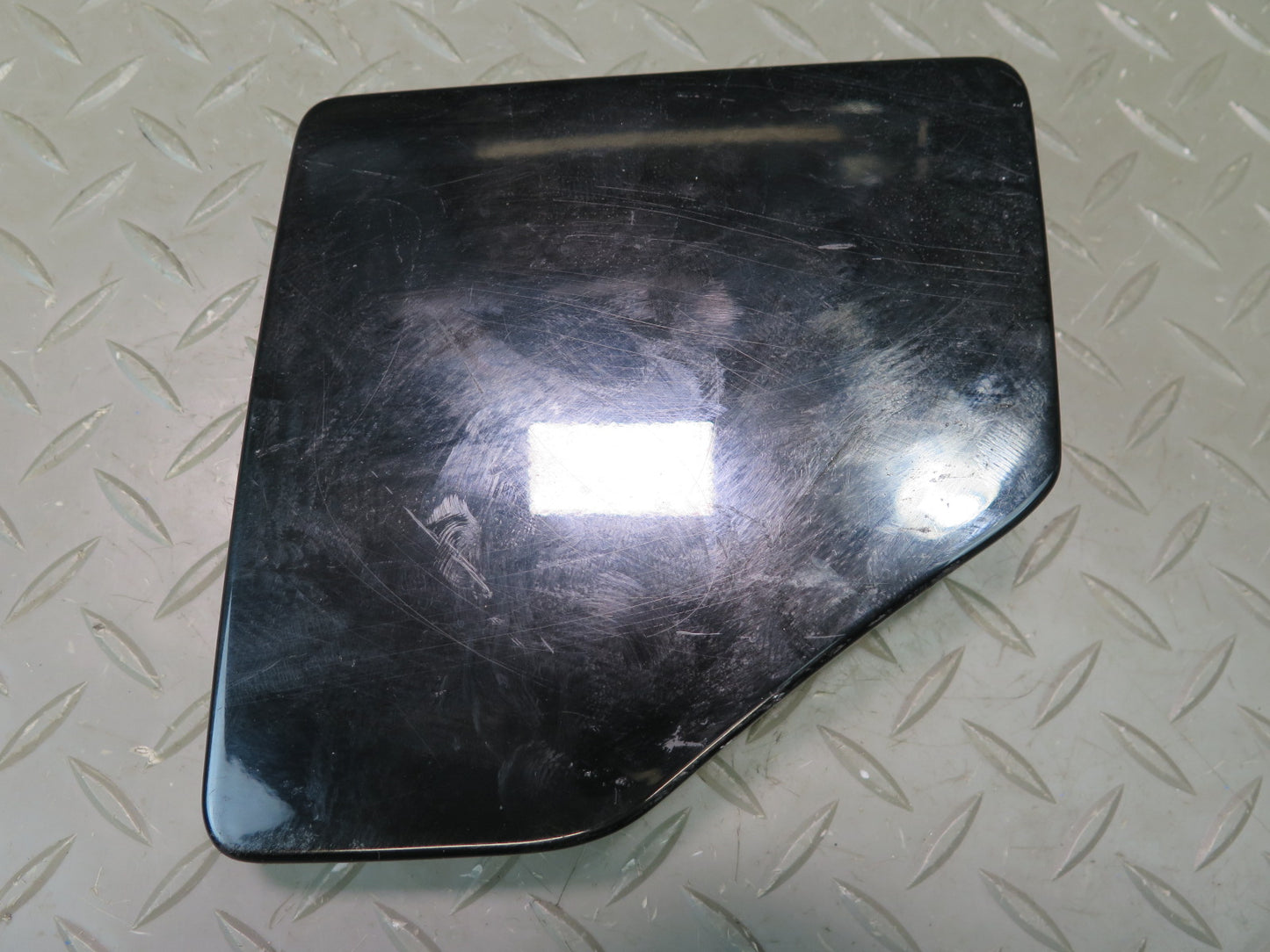 2004-2009 Cadillac XLR Fuel Tank Filler Door Lid Cover Black