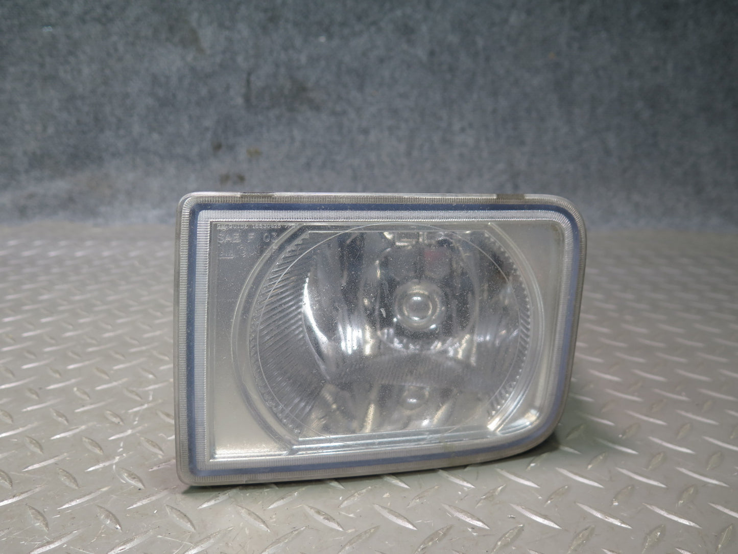 2004-2008 Cadillac XLR Front Left & Right Side Fog Light Lamp Set of 2
