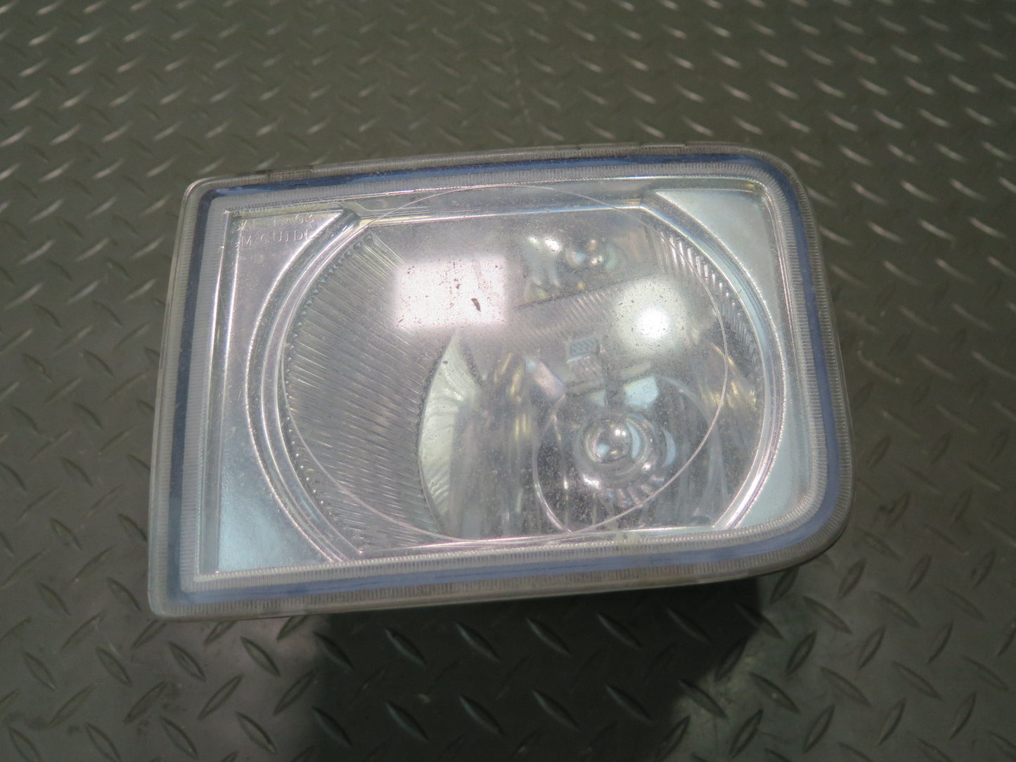 2004-2008 Cadillac XLR Front Left & Right Side Fog Light Lamp Set of 2