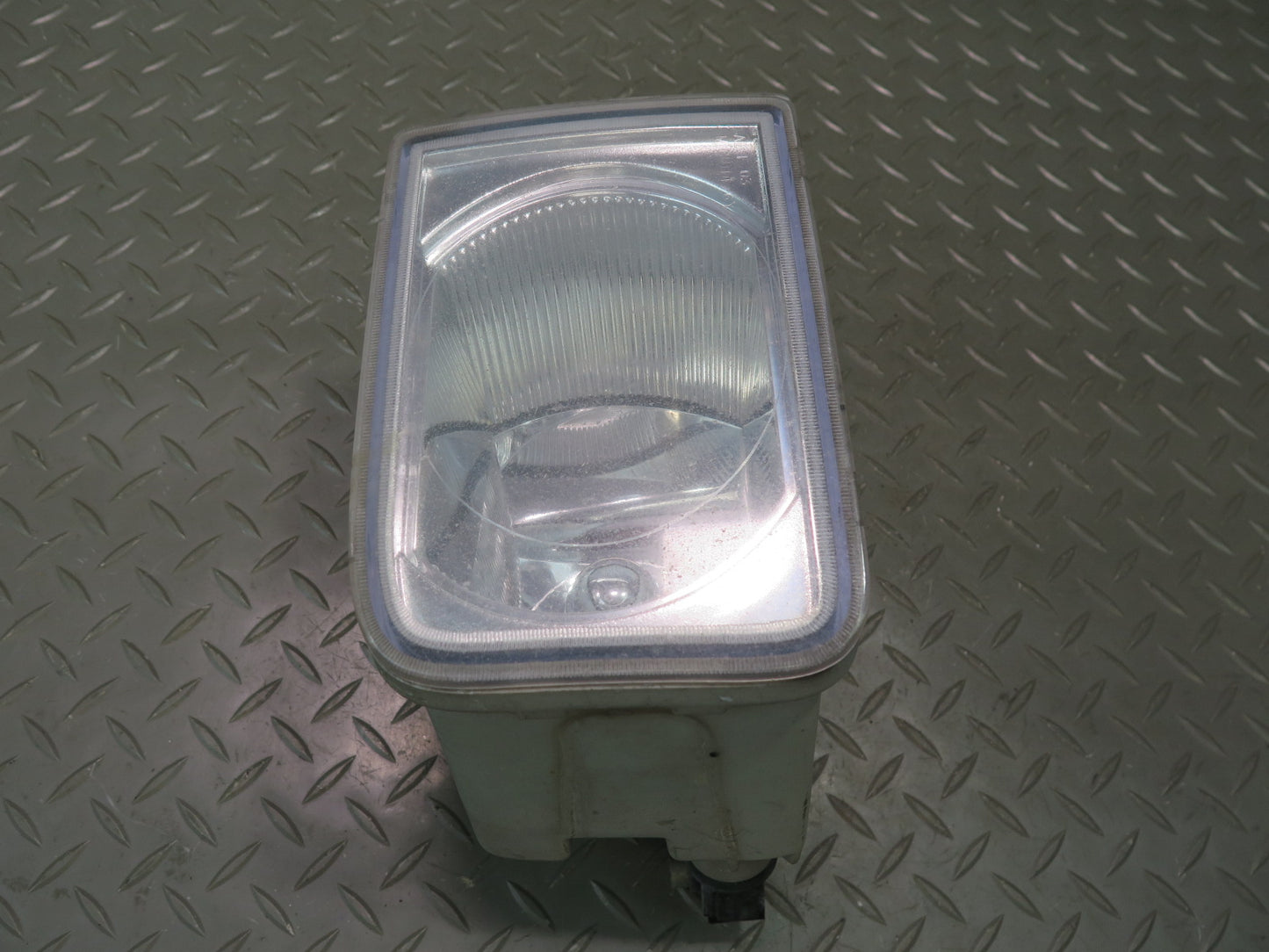 2004-2008 Cadillac XLR Front Left & Right Side Fog Light Lamp Set of 2