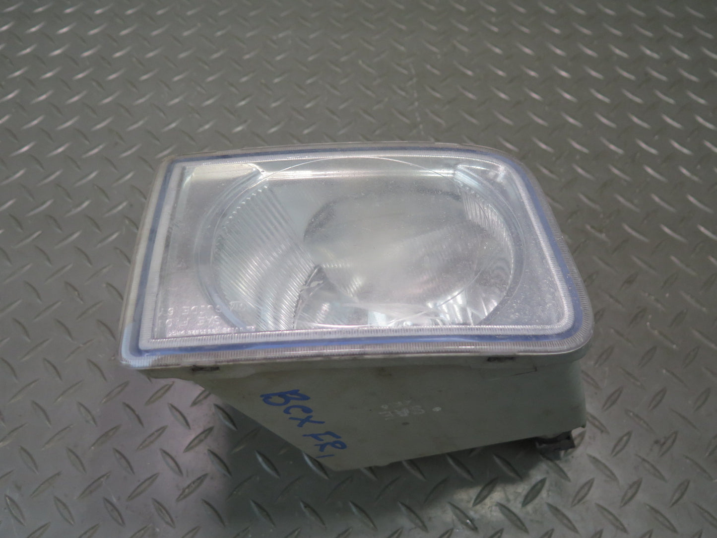 2004-2008 Cadillac XLR Front Left & Right Side Fog Light Lamp Set of 2