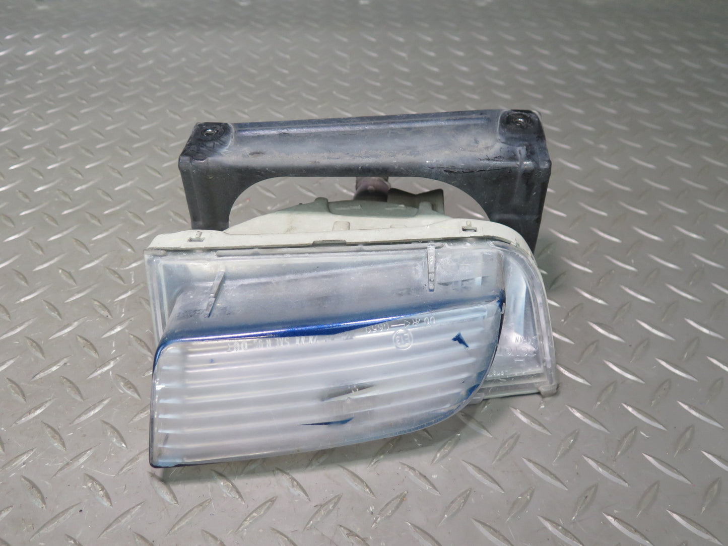 02-05 Lexus SC430 Set of 2 Rear Bumper Left & Right Backup Reverse Light OEM