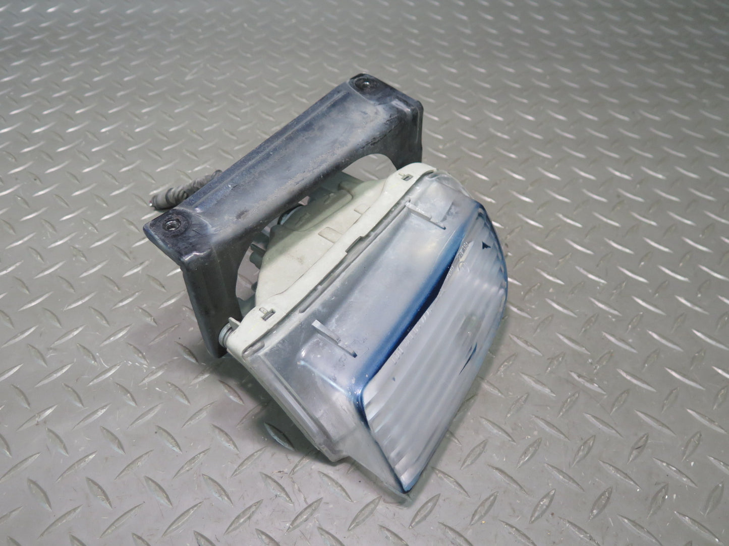 02-05 Lexus SC430 Set of 2 Rear Bumper Left & Right Backup Reverse Light OEM