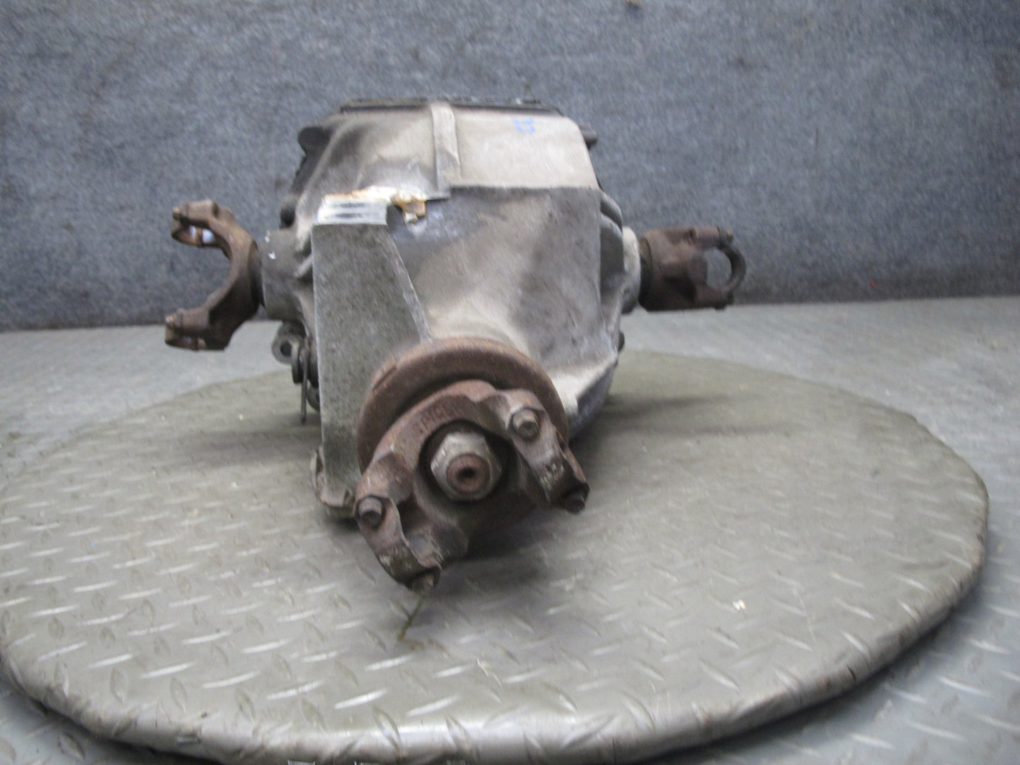 88-96 Chevrolet Corvette C4 A/T Dana 36 Rear Differential Carrier 2.59 Ratio 41k
