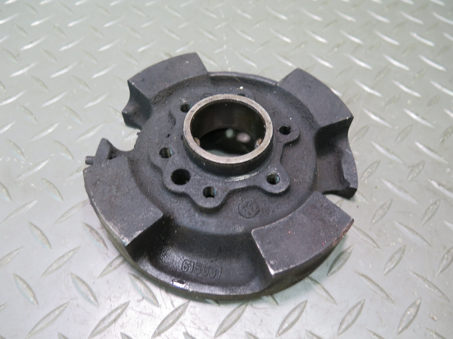 81-83 Mercedes W123 240D OM616 Engine Crankshaft Vibration Damper Pulley OEM