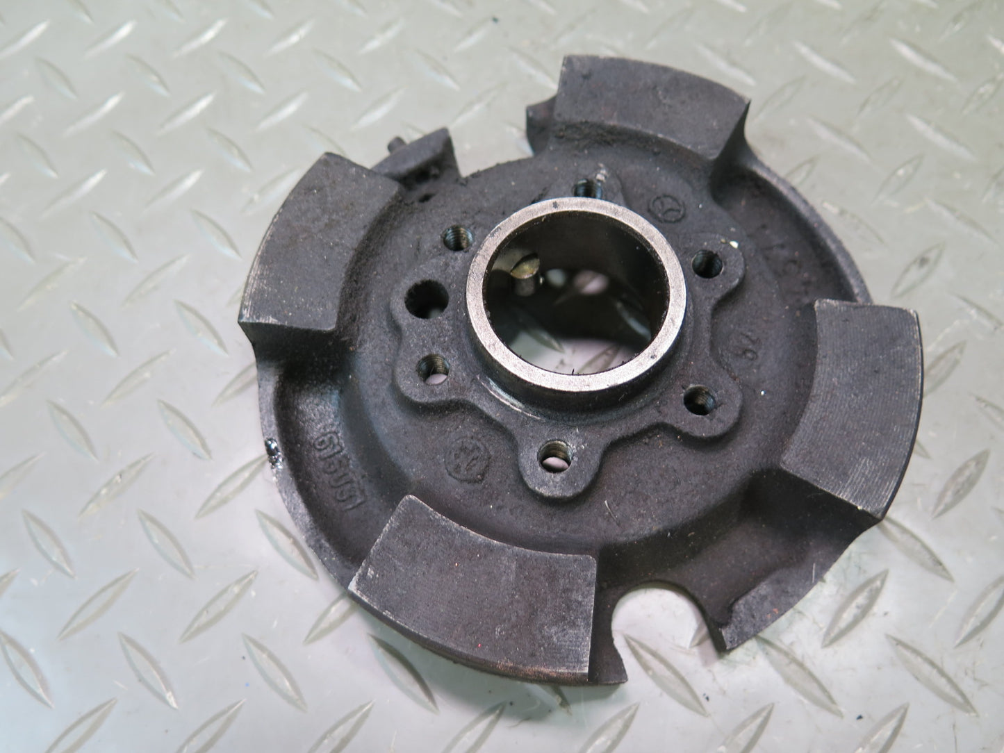 81-83 Mercedes W123 240D OM616 Engine Crankshaft Vibration Damper Pulley OEM