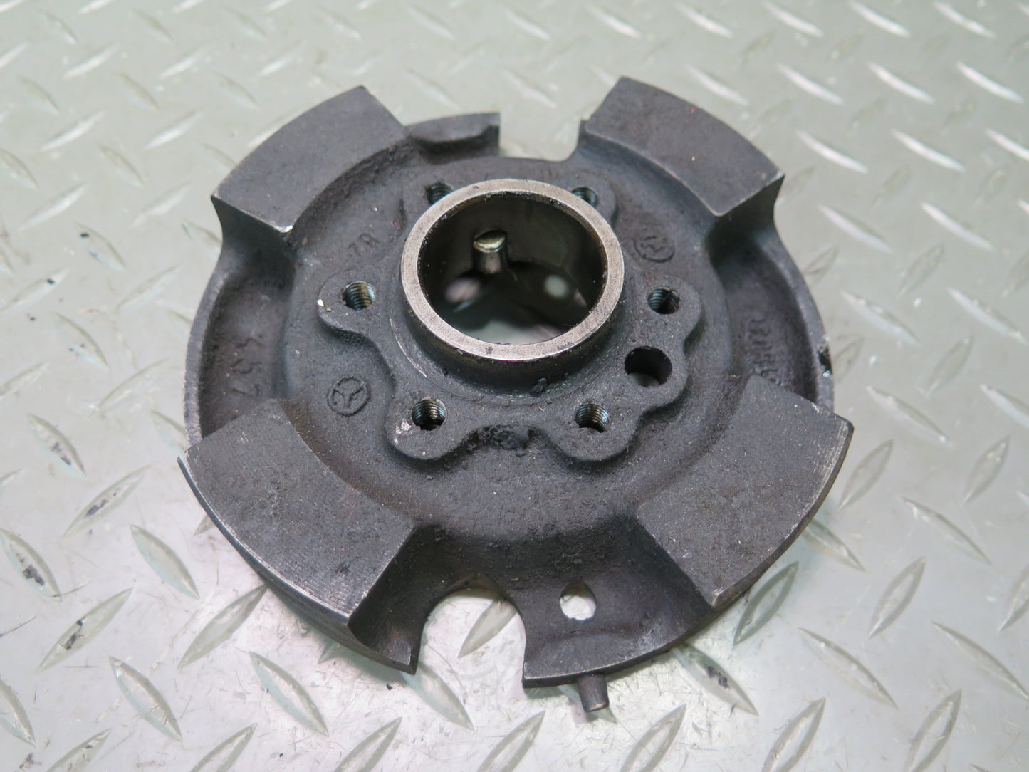 81-83 Mercedes W123 240D OM616 Engine Crankshaft Vibration Damper Pulley OEM