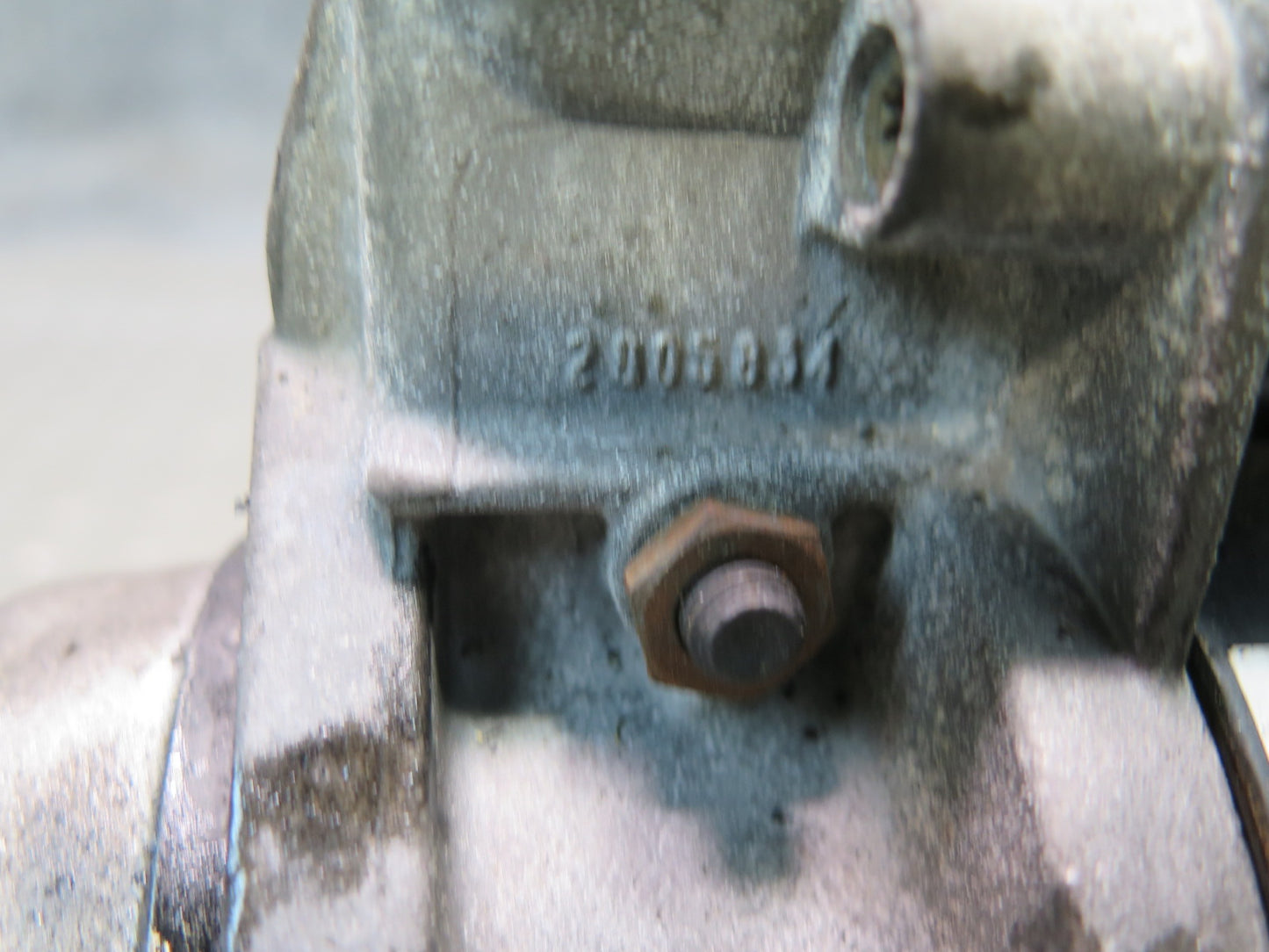 81-83 Mercedes W123 240D Engine Starter Motor Bosch