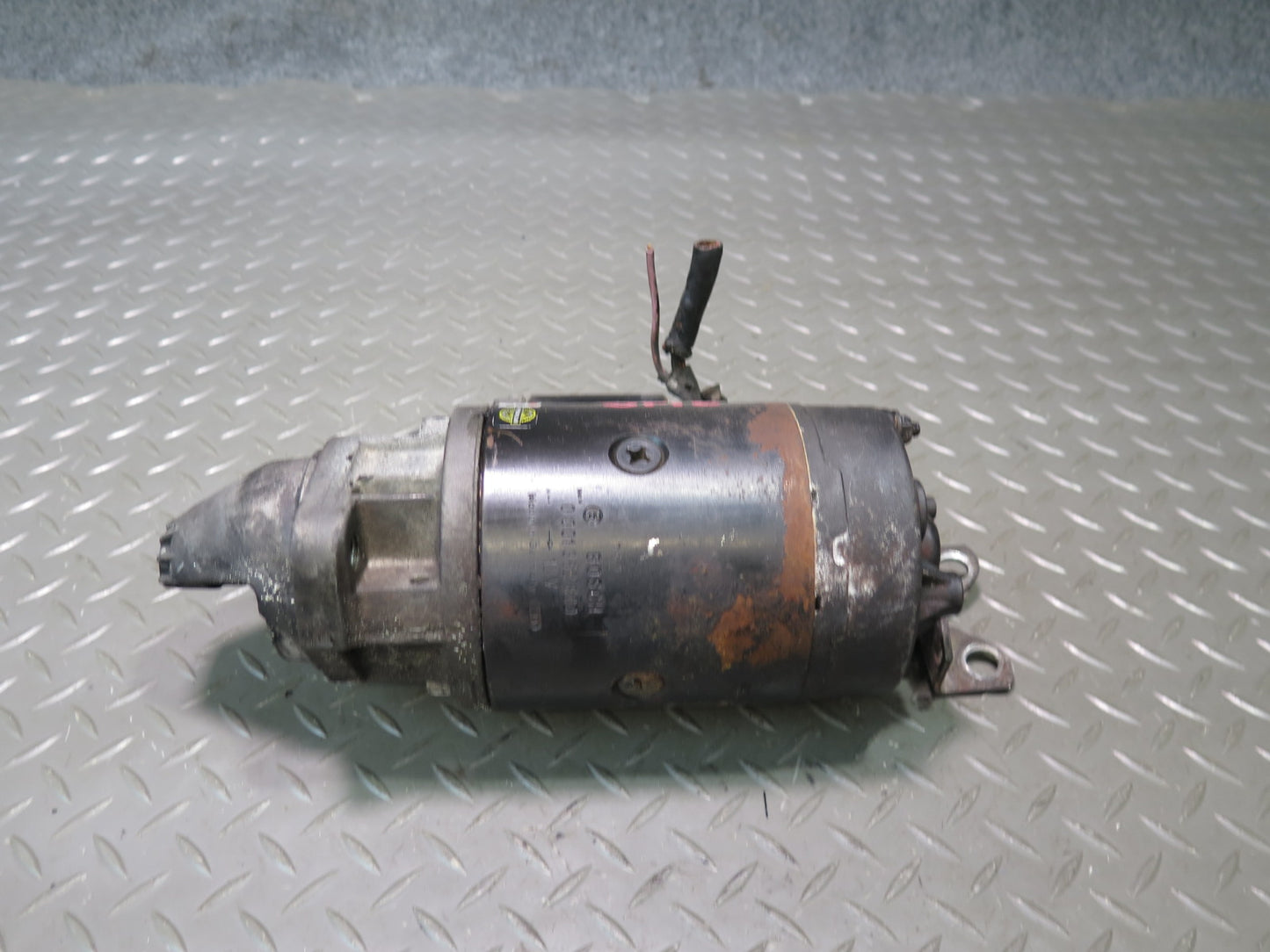 81-83 Mercedes W123 240D Engine Starter Motor Bosch