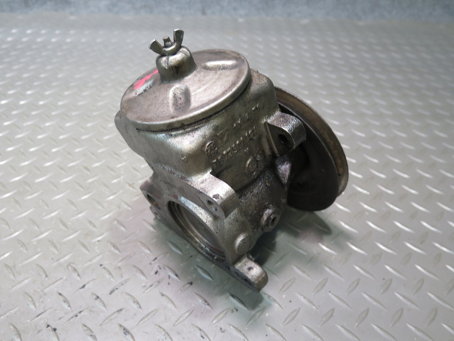 81-83 Mercedes W123 240D Power Steering Pump 117K Miles 1164601780 OEM