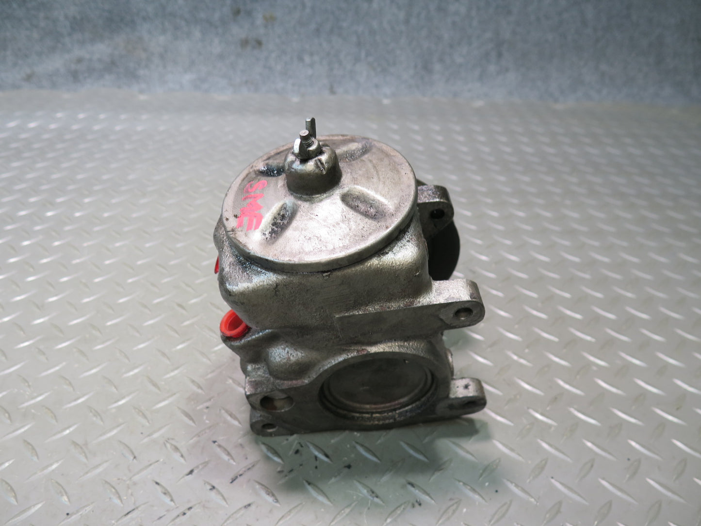 81-83 Mercedes W123 240D Power Steering Pump 117K Miles 1164601780 OEM