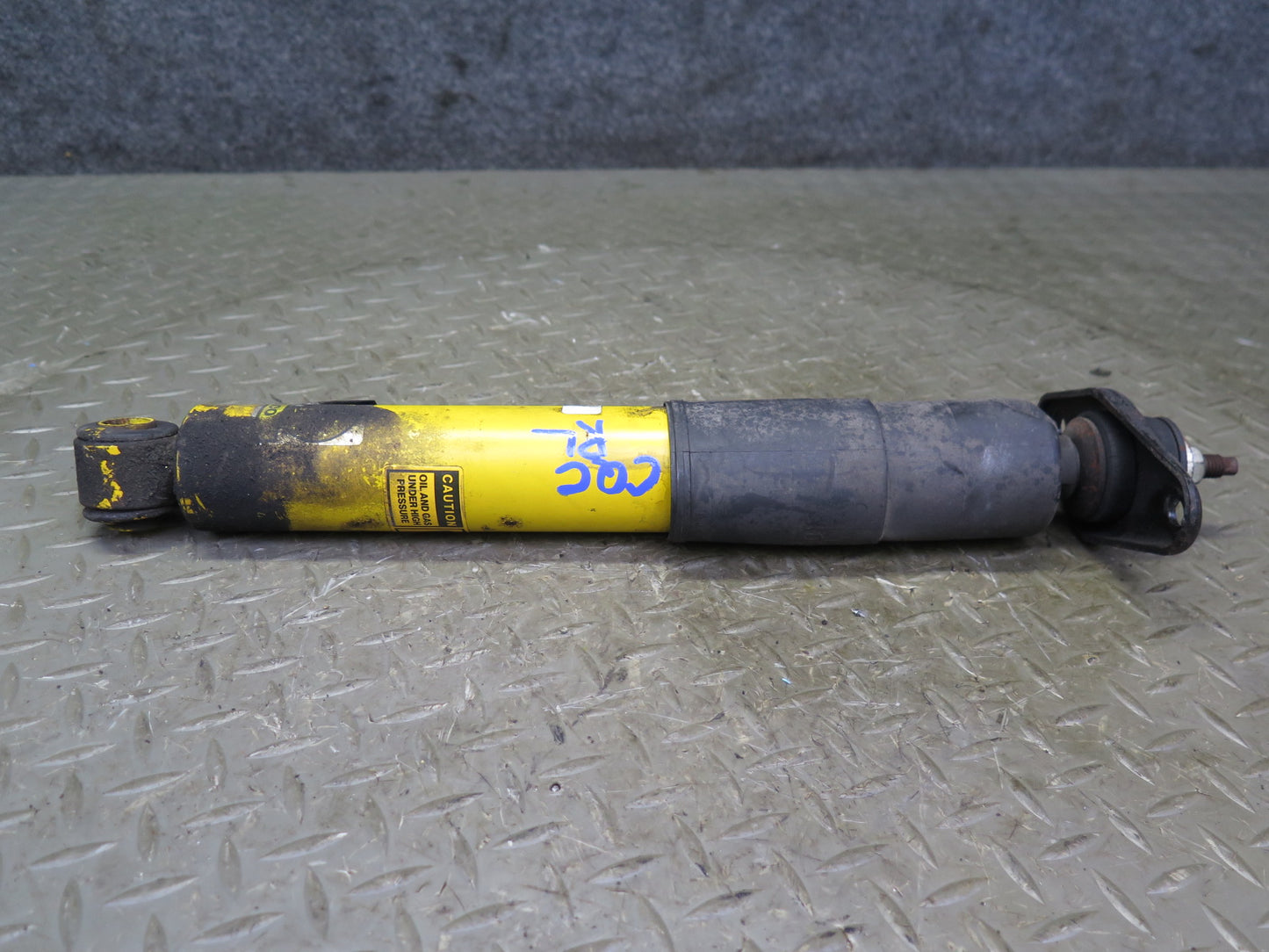 88-96 Chevrolet Corvette C4 Coupe Set of 2 Rear Bilstein Strut Shock Absorber
