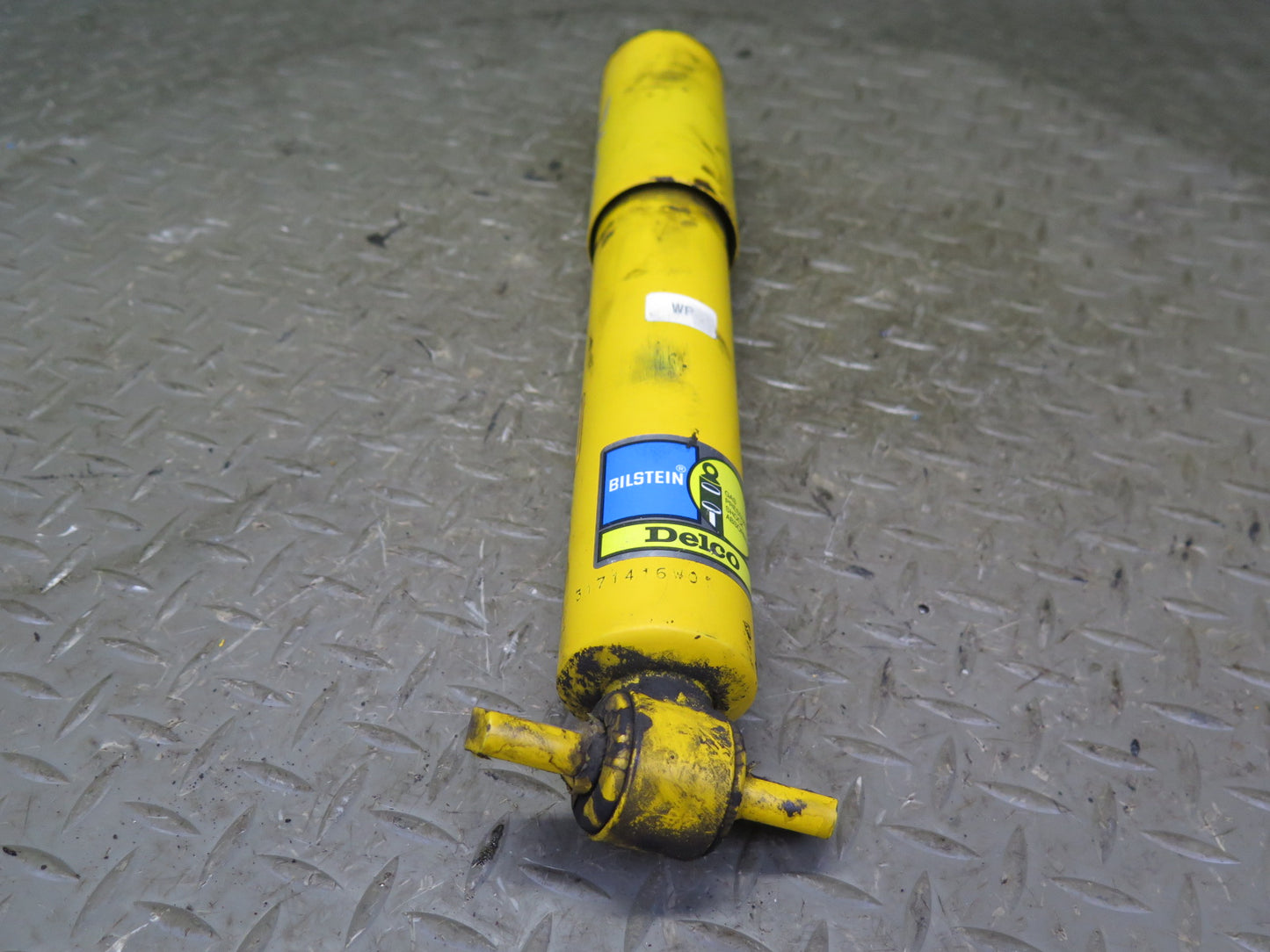 89-96 Chevrolet Corvette C4 Set of 2 Front Bilstein Strut Shock Absorber