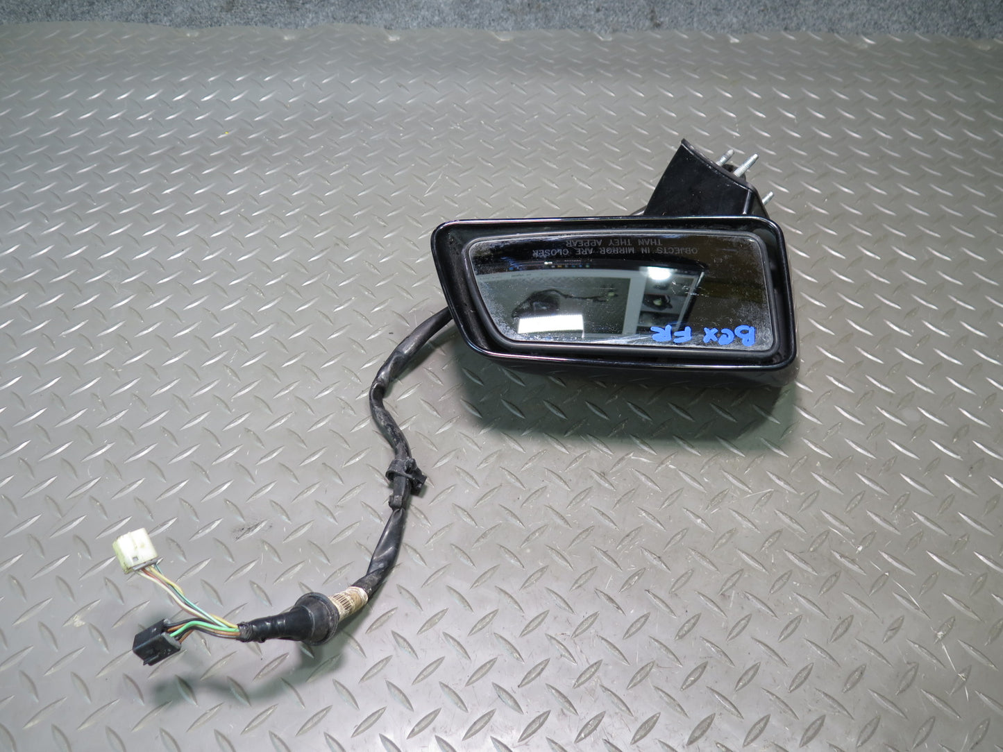 2004-2005 Cadillac XLR Right Passenger Side Door Exterior Side View Mirror Black
