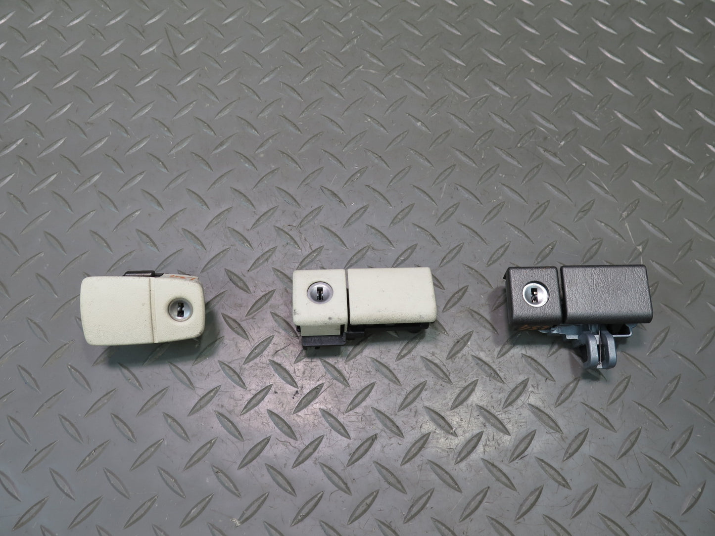 2003 Lexus UCF30 LS430 ECM ECU Immo Headlight Ignition Theft Module Lock KEY Set