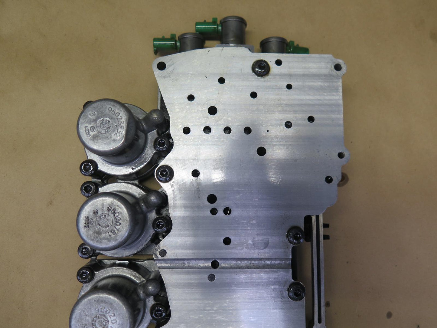 2004-2006 Cadillac XLR 4.6L V8 5-SPEED 5L50 Automatic Transmission Valve Body