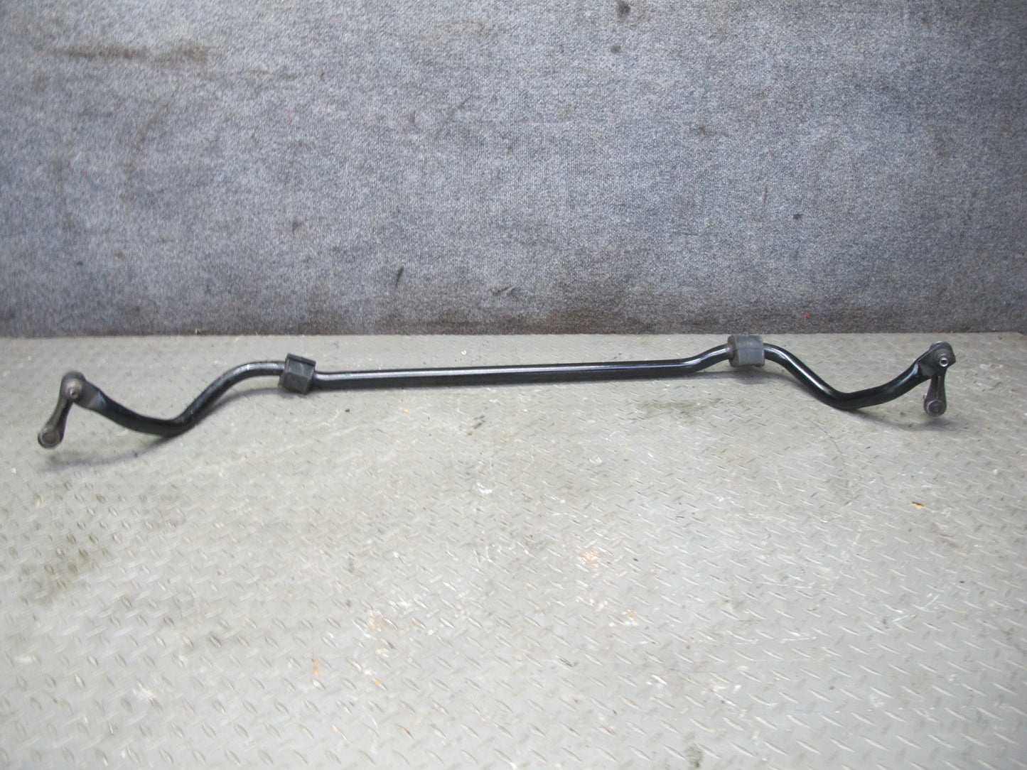 2004-2009 Cadillac XLR Front Anti Roll Stabilizer Sway Bar W/ Link Assembly