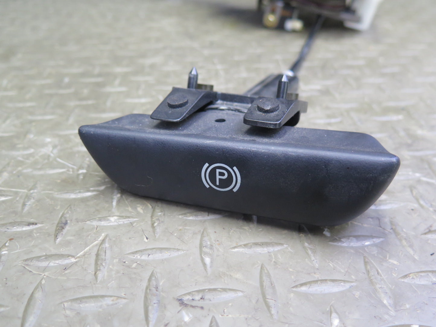 98-05 Lexus UZS161L GS300 GS400 GS430 Emergency Parking Brake Pedal w Cable OEM