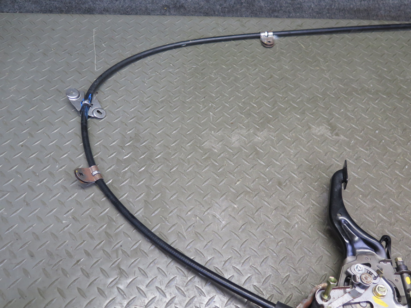 98-05 Lexus UZS161L GS300 GS400 GS430 Emergency Parking Brake Pedal w Cable OEM