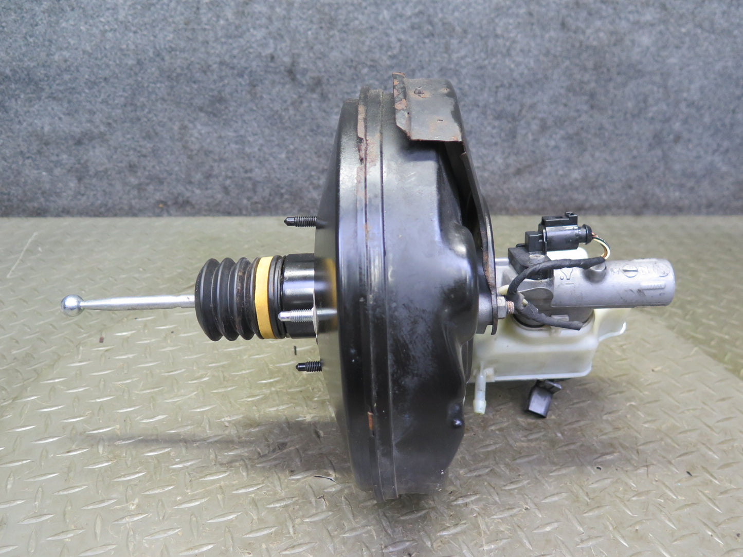 12-13 Volkswagen Golf R MK6 Brake Master Cylinder Booster Fluid Reservoir OEM