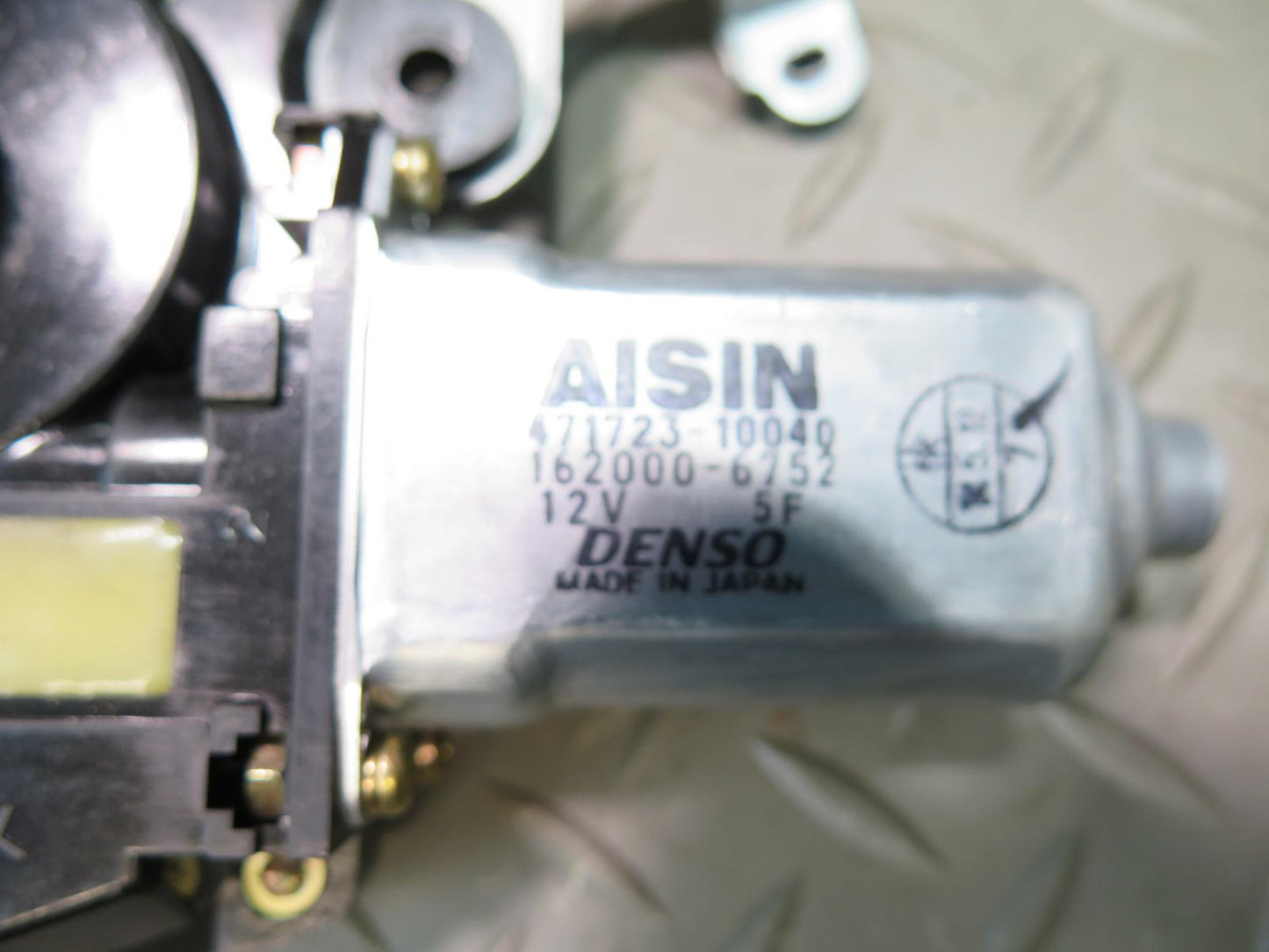 98-05 Lexus UZS161L GS430 GS300 Sunroof Motor Drive Unit 63260-30080 OEM