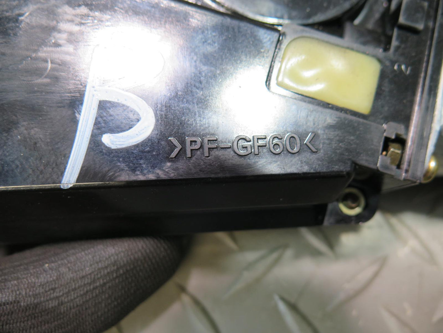 98-05 Lexus UZS161L GS430 GS300 Sunroof Motor Drive Unit 63260-30080 OEM