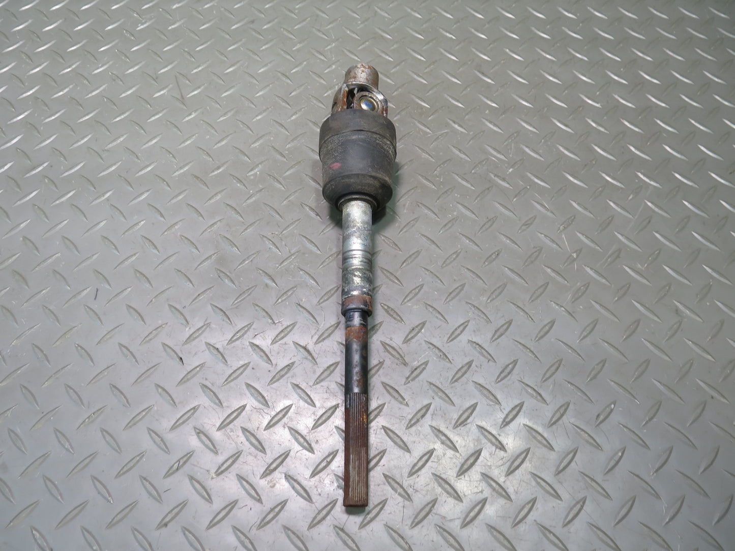 03-05 Lexus UZS161L GS300 GS430 Steering Column Intermediate U Joint Shaft OEM
