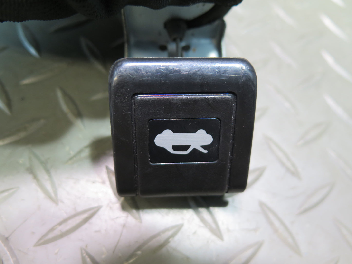 98-05 Lexus GS430 GS300 Hood Bonnet Release Latch Lock w Handle & Cable OEM
