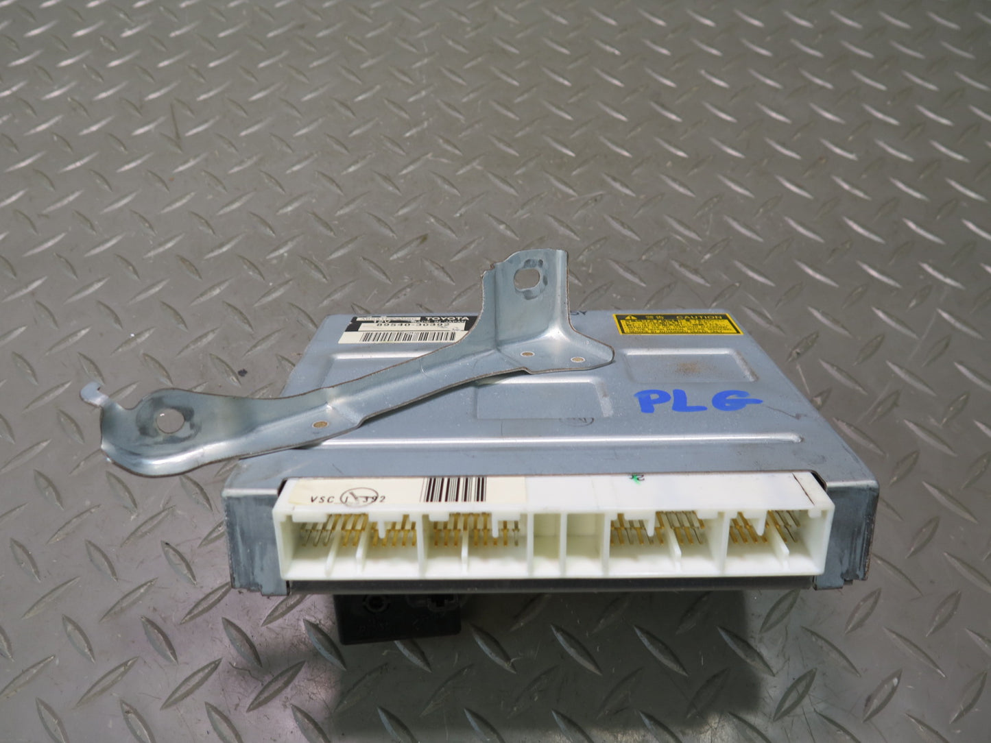 01-05 Lexus JZS160L GS430 GS300 ABS TRC VSC Control Module Unit 89540-30392 OEM