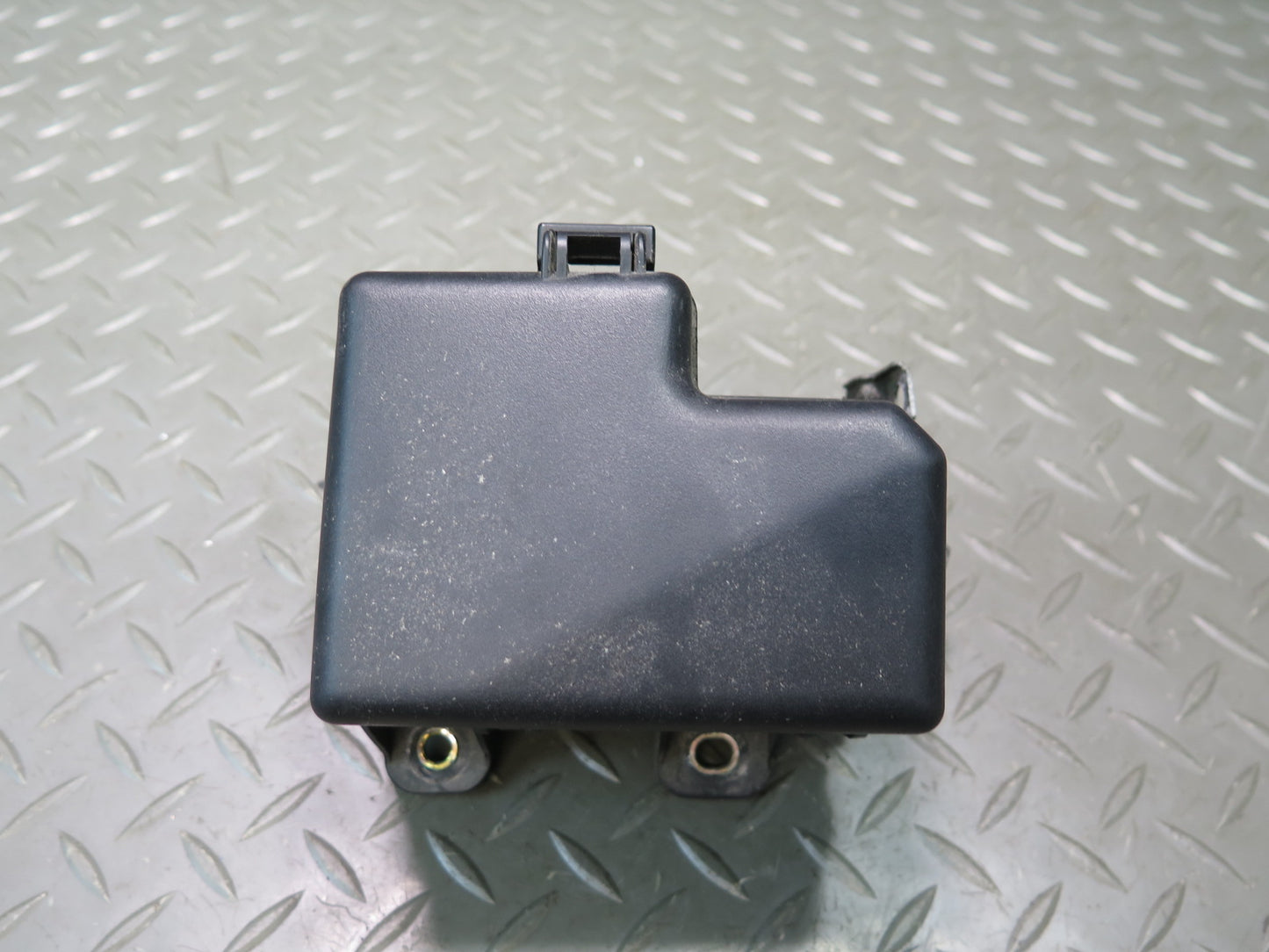 01-05 Lexus JZS160L GS430 GS300 Under Hood Fuse Relay Box OEM