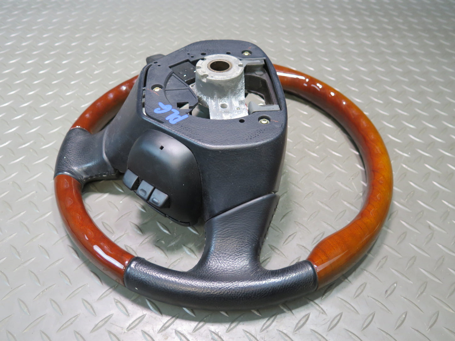 2004 Lexus UZS161L GS300 GS430 Leather Wood Steering w Controls OEM