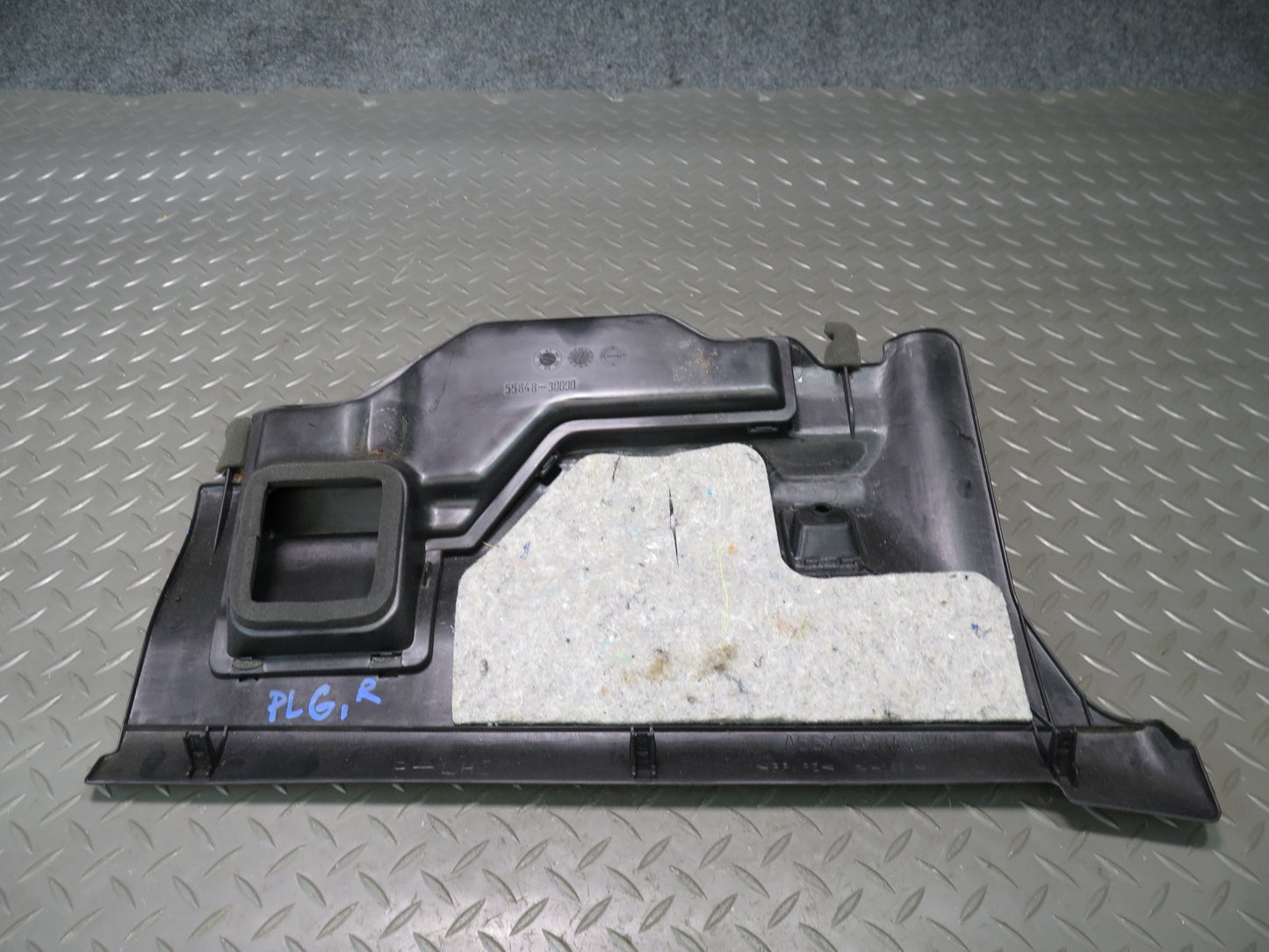 98-05 Lexus UZS161L GS300 GS400 GS430 Dash Front Right Knee Trim Panel OEM