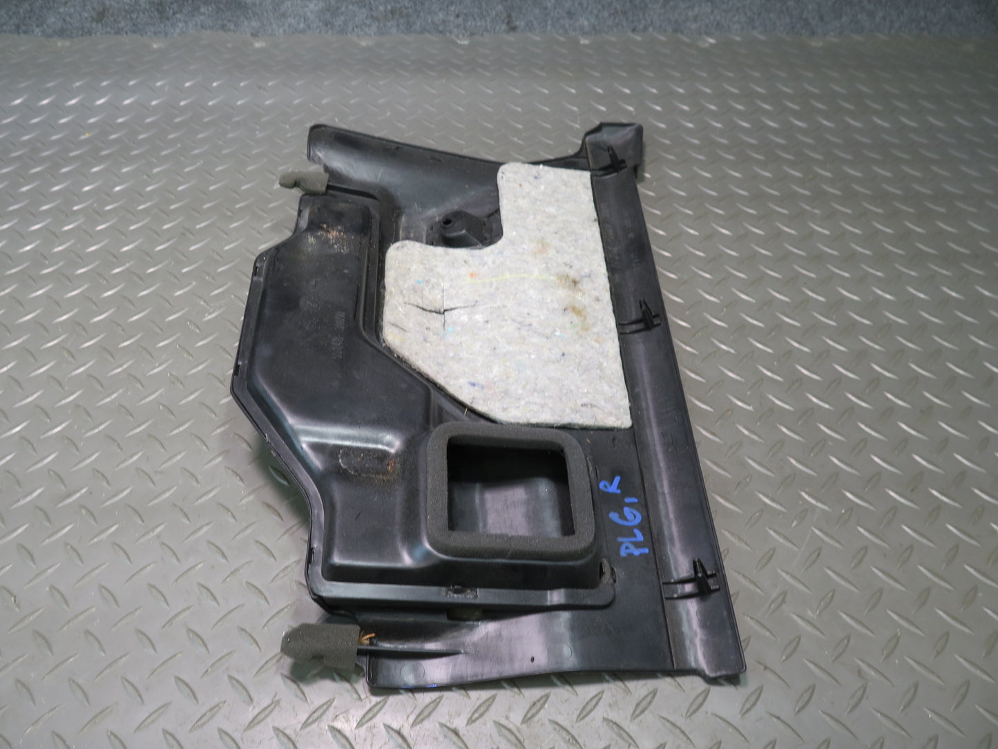 98-05 Lexus UZS161L GS300 GS400 GS430 Dash Front Right Knee Trim Panel OEM