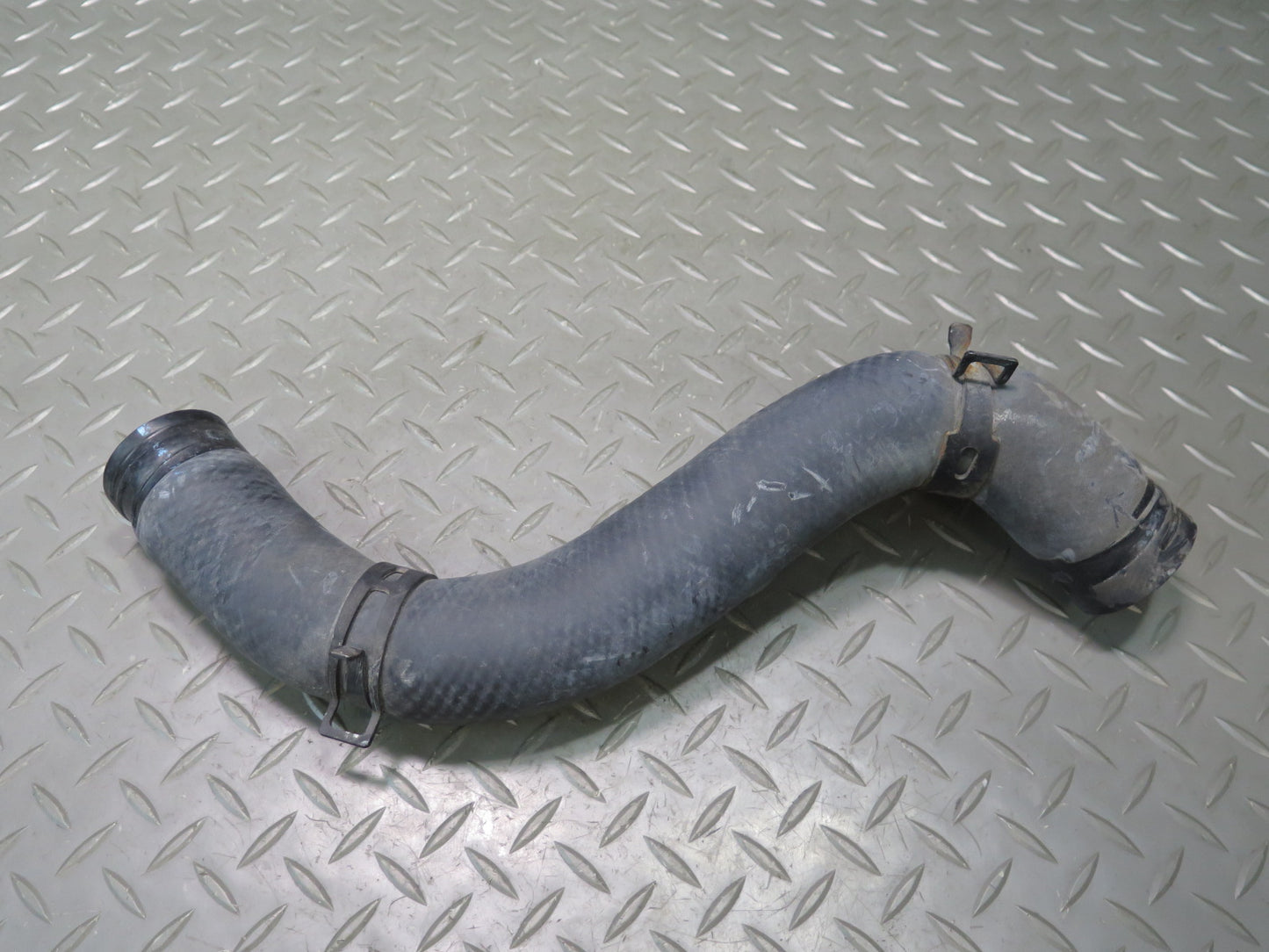 01-05 Lexus UZZ40L UZS161L 4.3L 3UZFE Set of 2 Engine Radiator Hose Line OEM