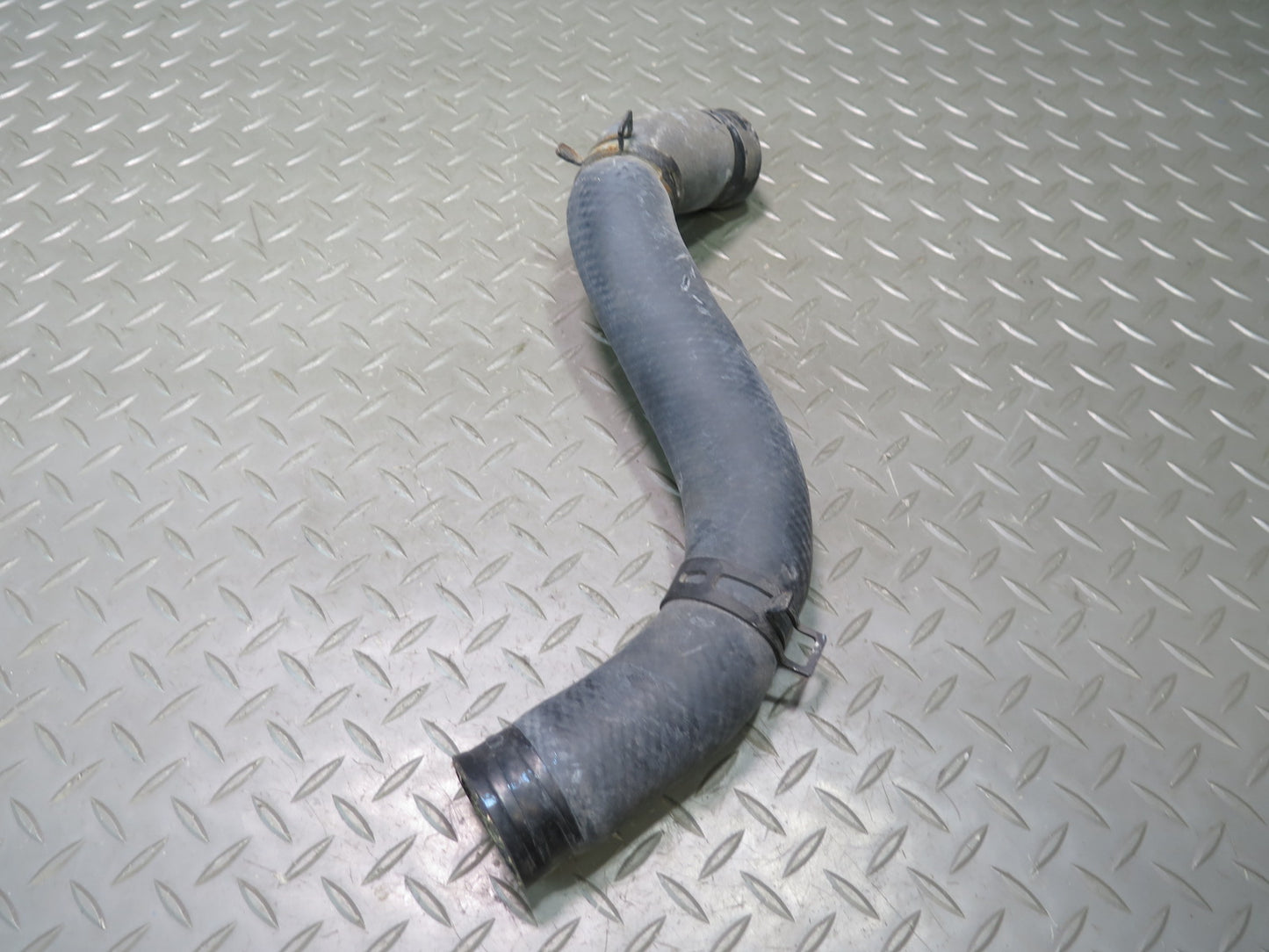 01-05 Lexus UZZ40L UZS161L 4.3L 3UZFE Set of 2 Engine Radiator Hose Line OEM