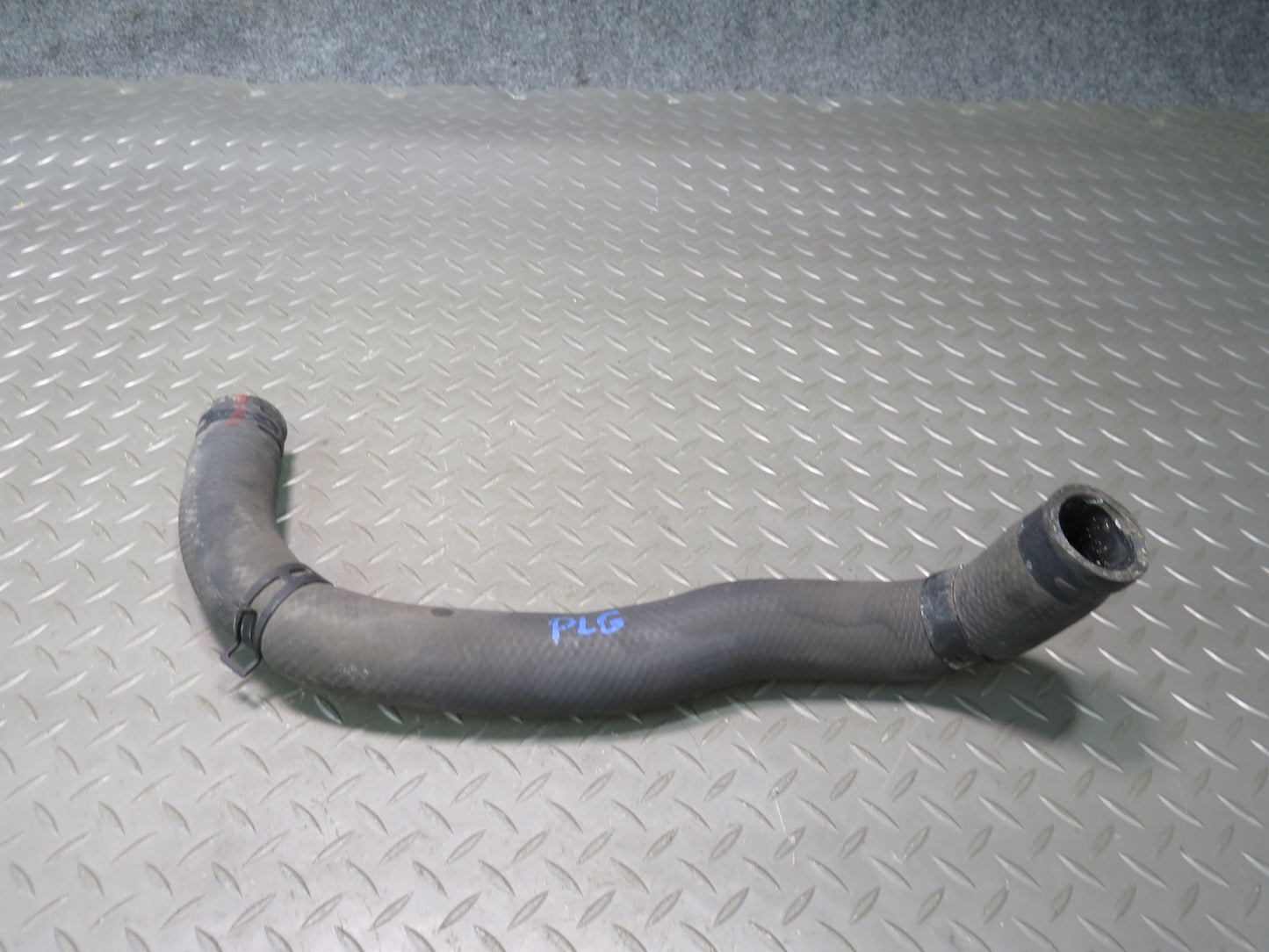 01-05 Lexus UZZ40L UZS161L 4.3L 3UZFE Set of 2 Engine Radiator Hose Line OEM