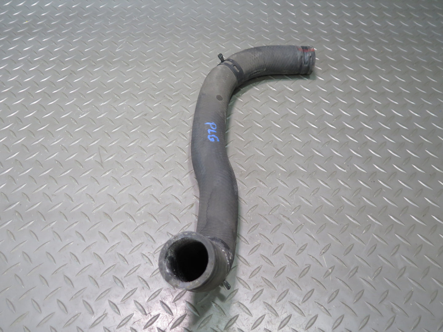01-05 Lexus UZZ40L UZS161L 4.3L 3UZFE Set of 2 Engine Radiator Hose Line OEM
