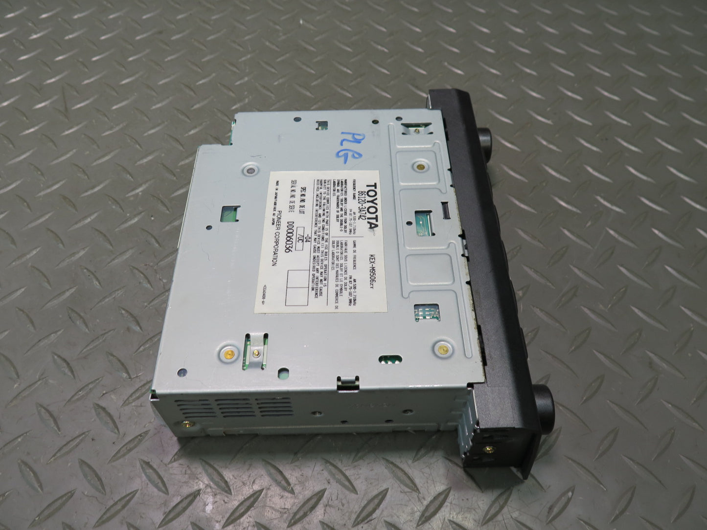 03-05 Lexus UZS161L GS300 GS400 GS430 Mark Levinson Cassette Radio Player OEM